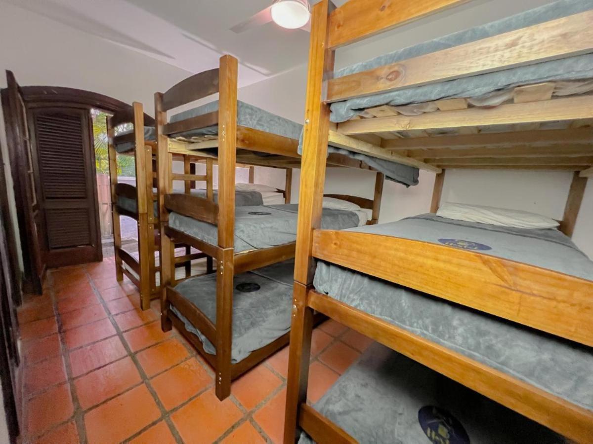 Single Bed Mixed Dormitory Room