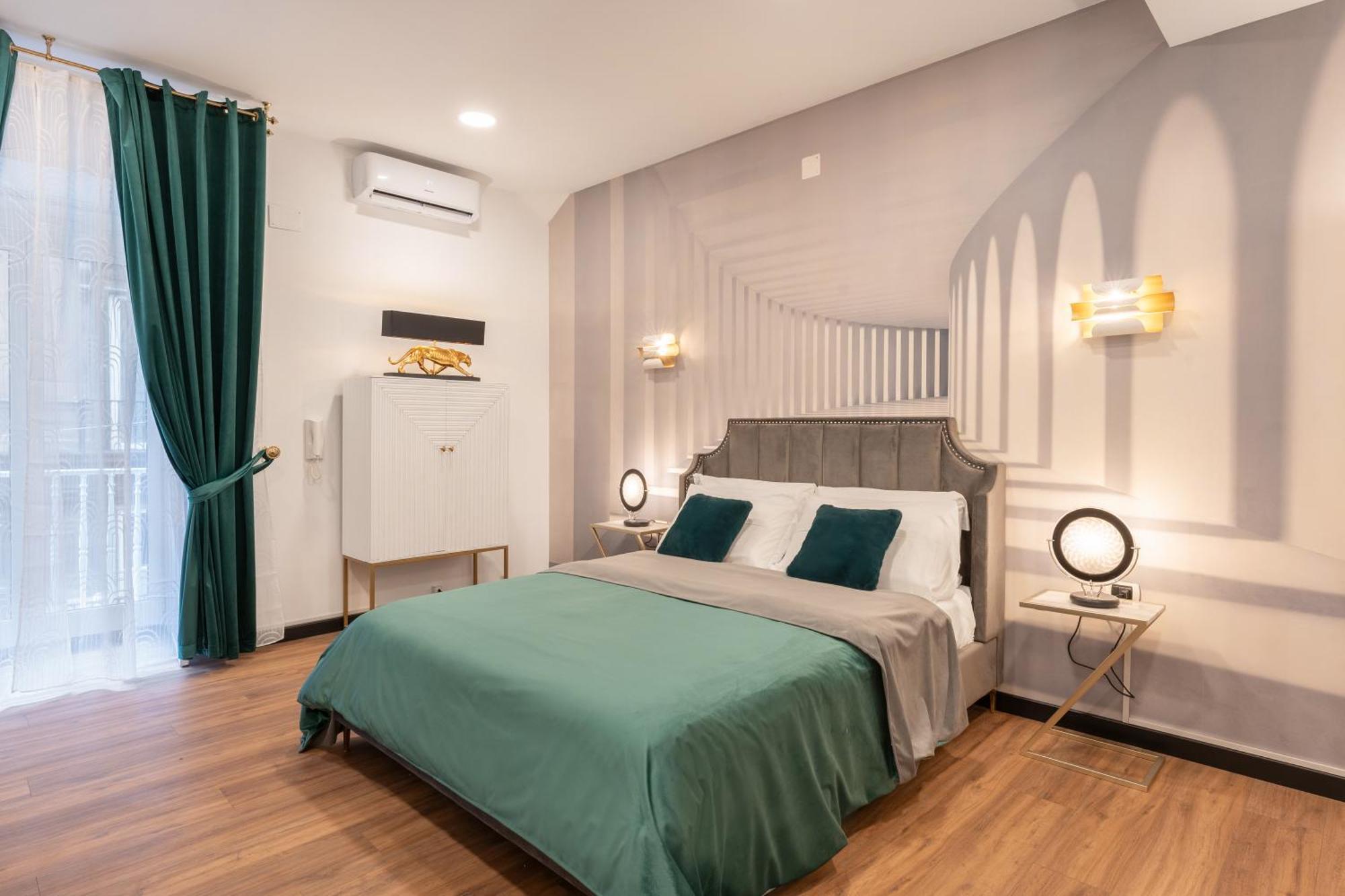 Two-Bedroom Deluxe Apartment