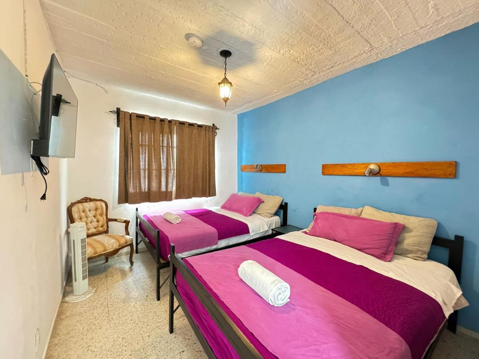 Twin Room,1617174816:JPEG