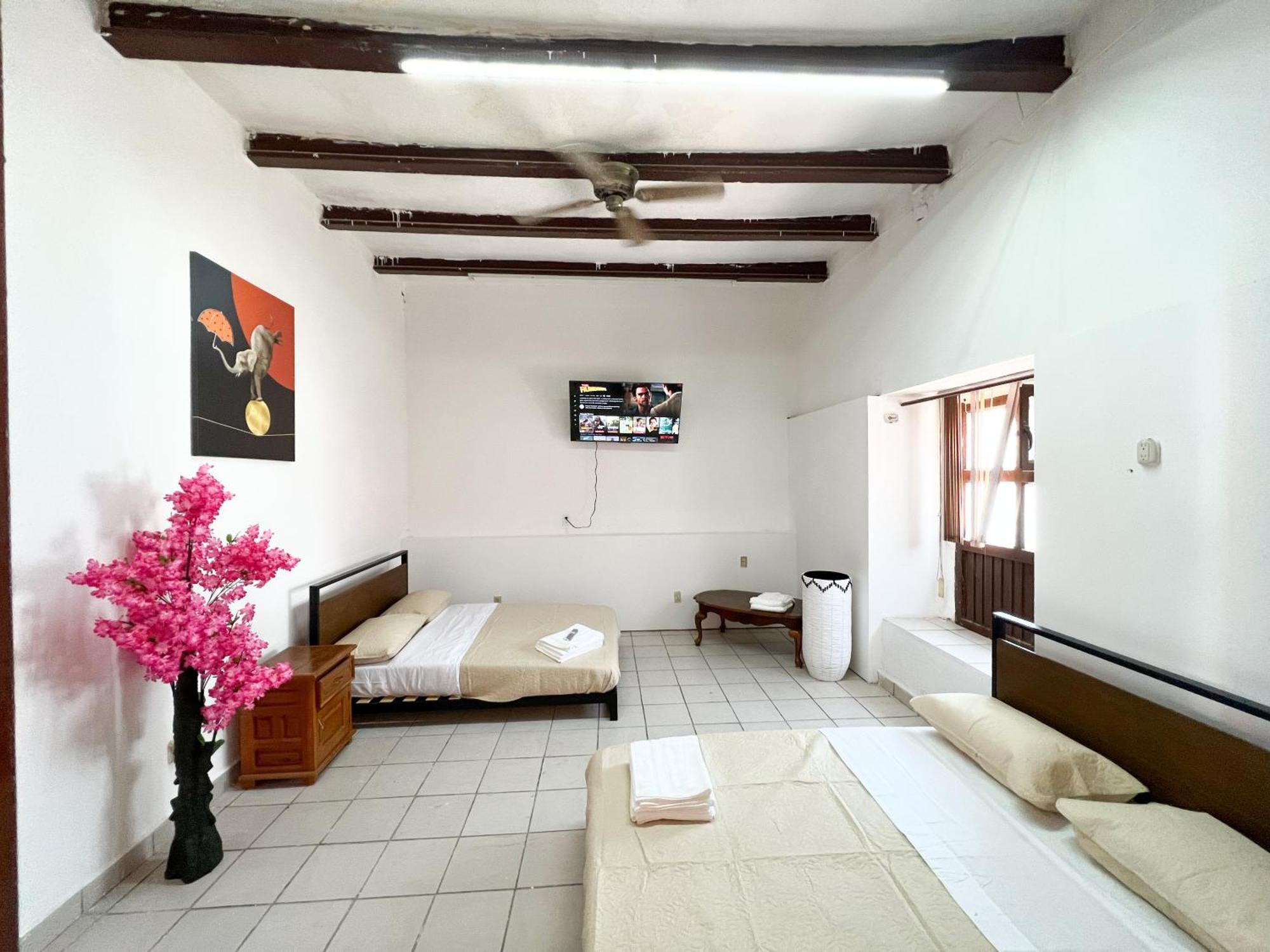 Deluxe Suite,1617504132:JPEG