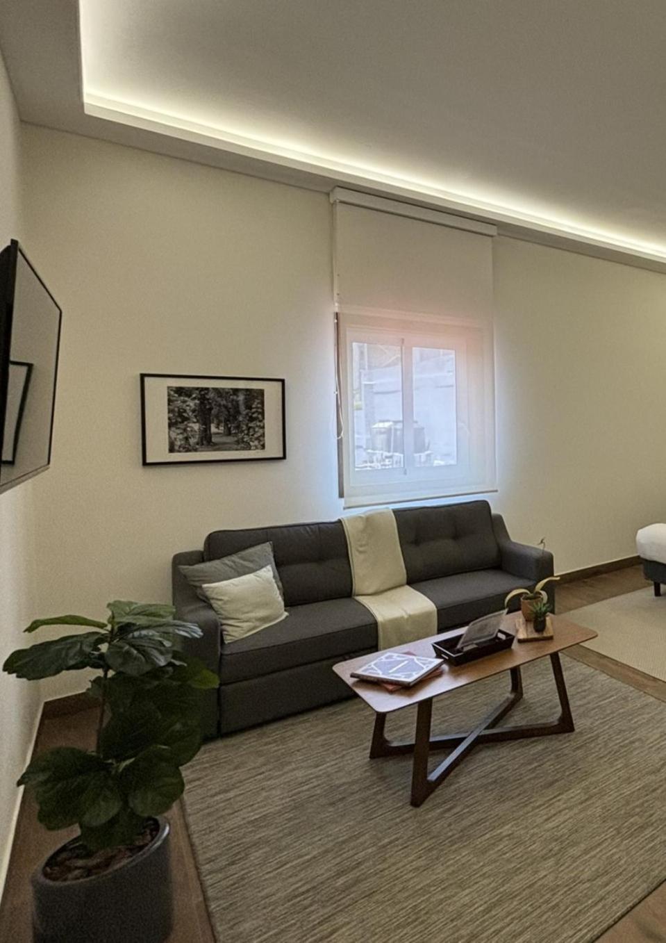 Double Room,1617545973:JPEG