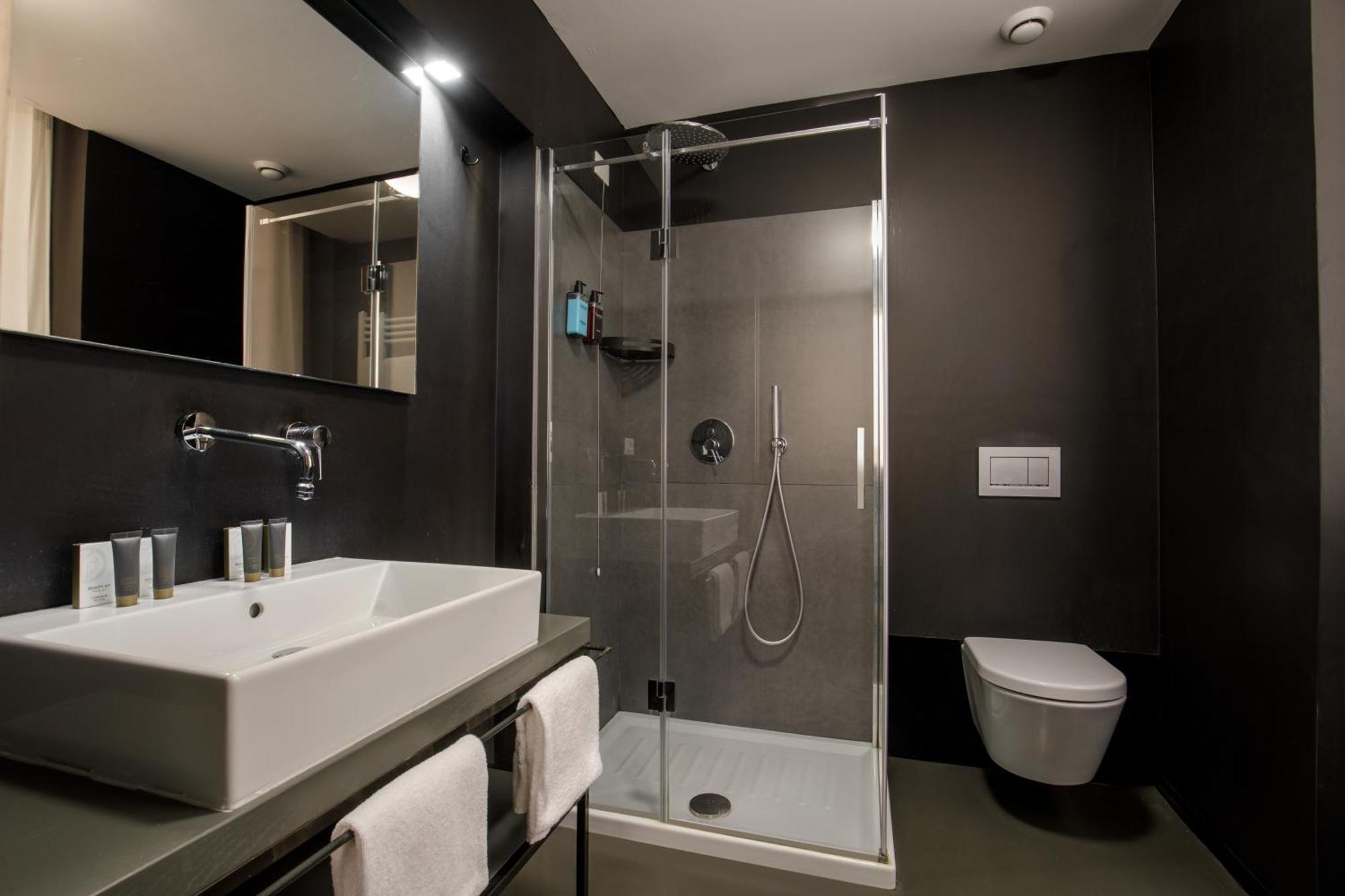 Standard Double Room,1617841172:JPEG