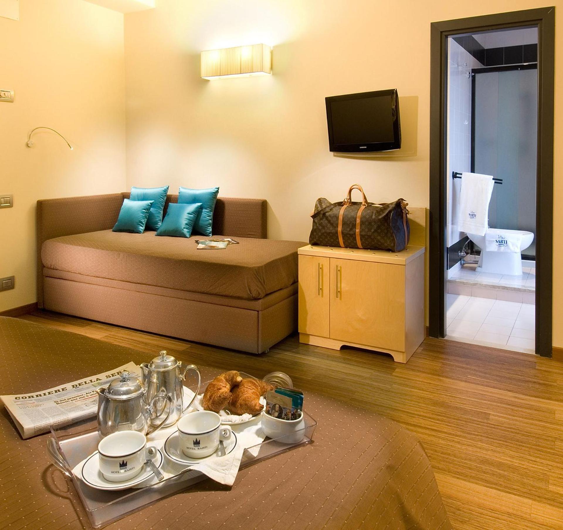 Classic Triple Room,1618276372:JPEG