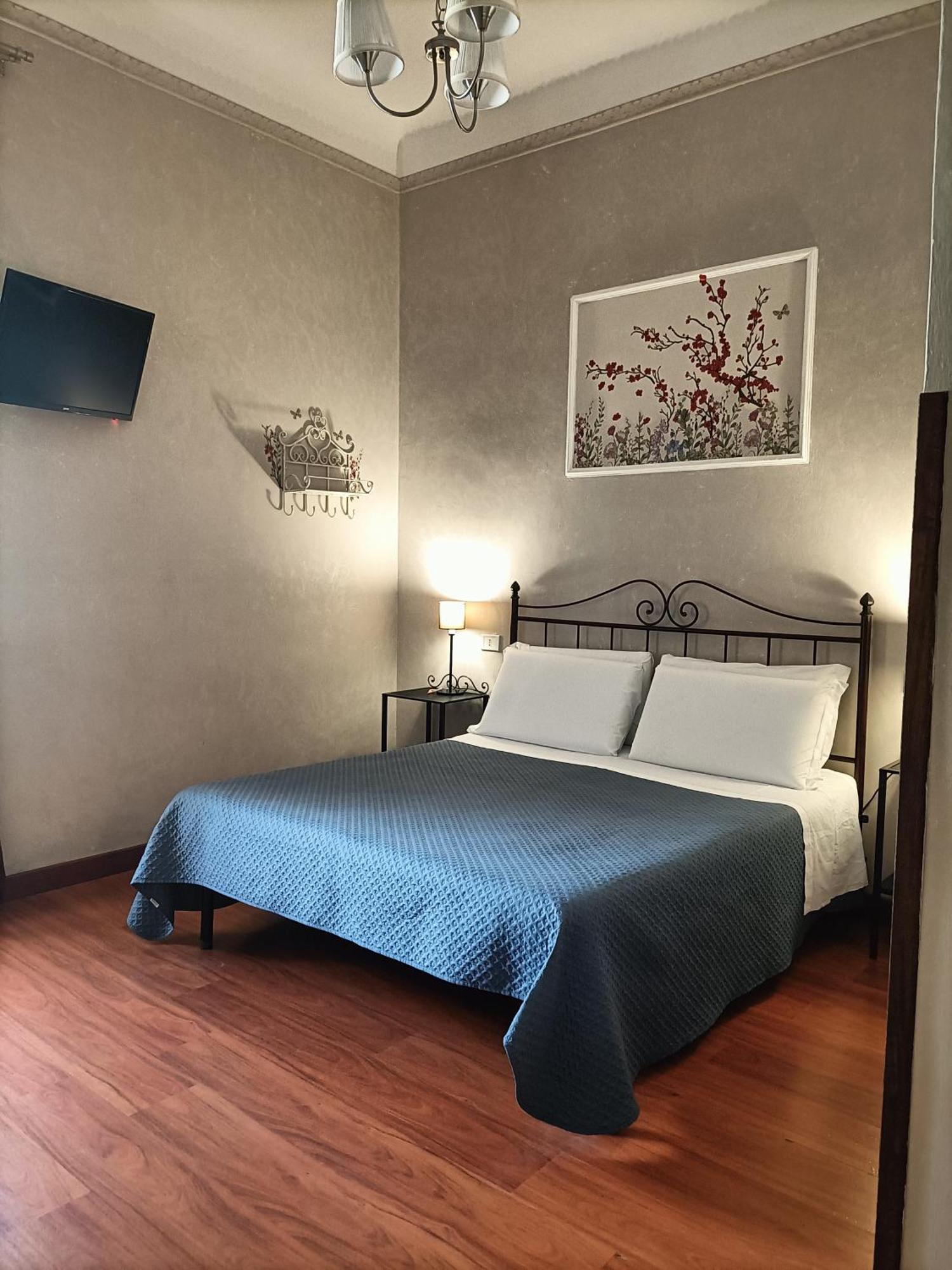 Standard Double Room,1618312160:JPEG