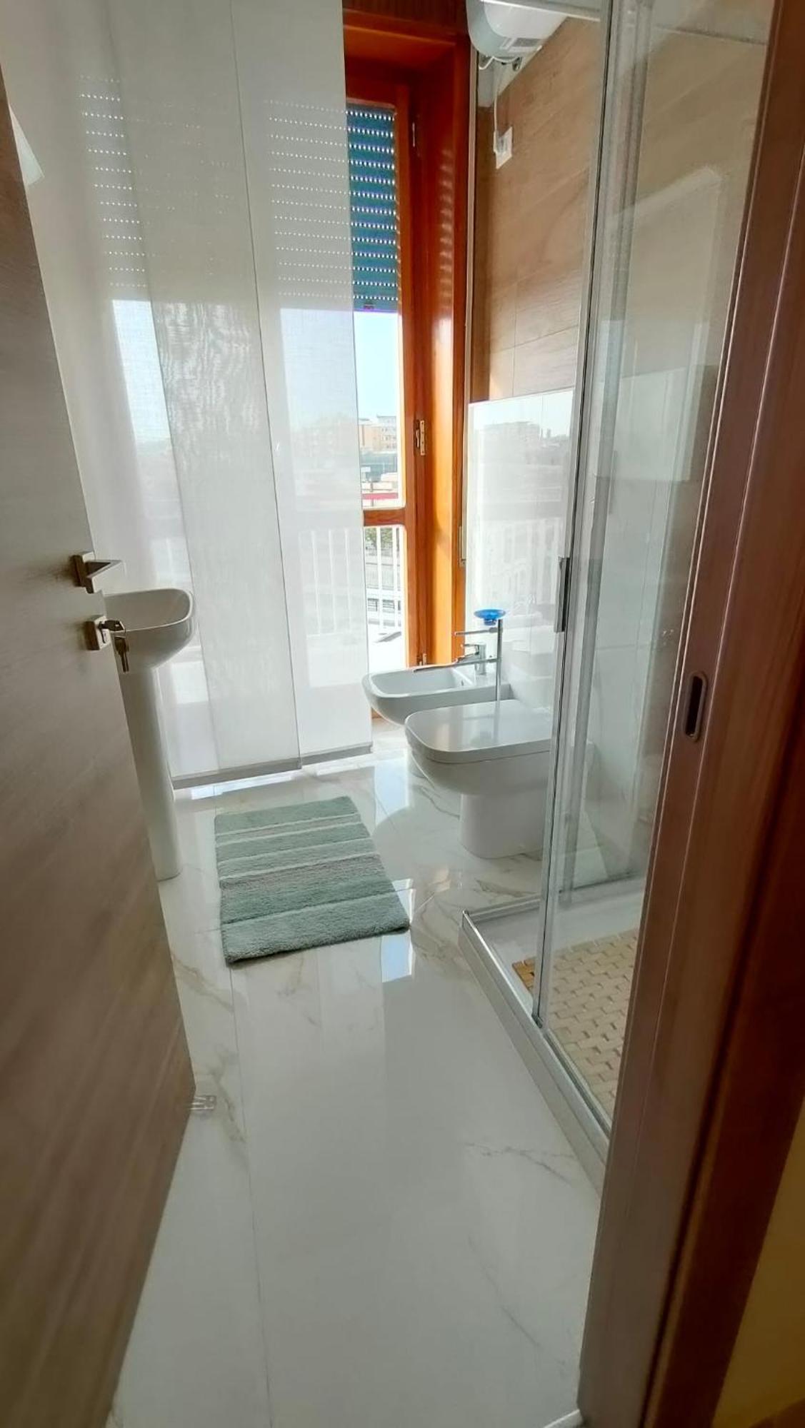 Deluxe Room,1618479845:JPEG