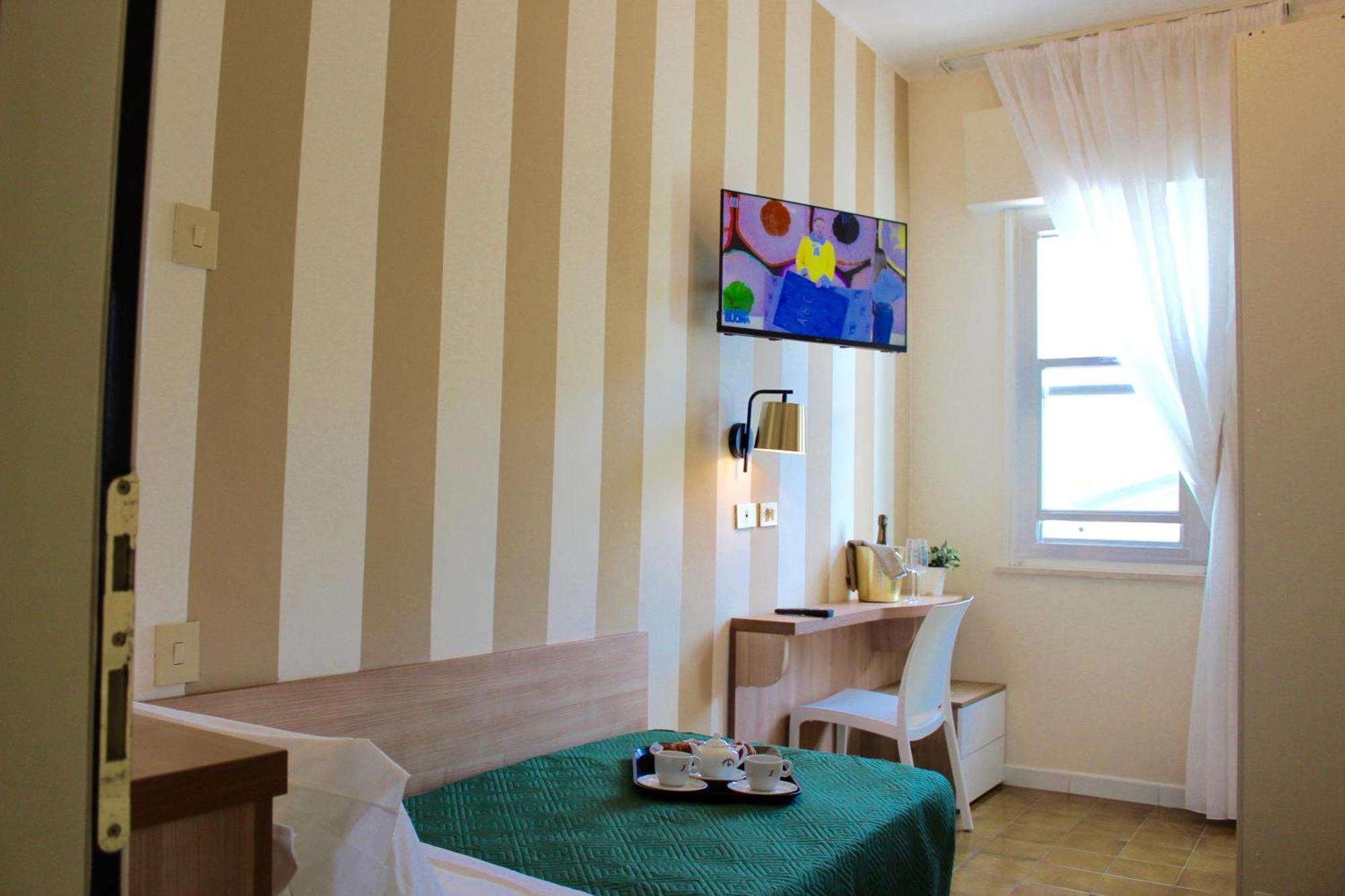 Single Room,1618601748:JPEG