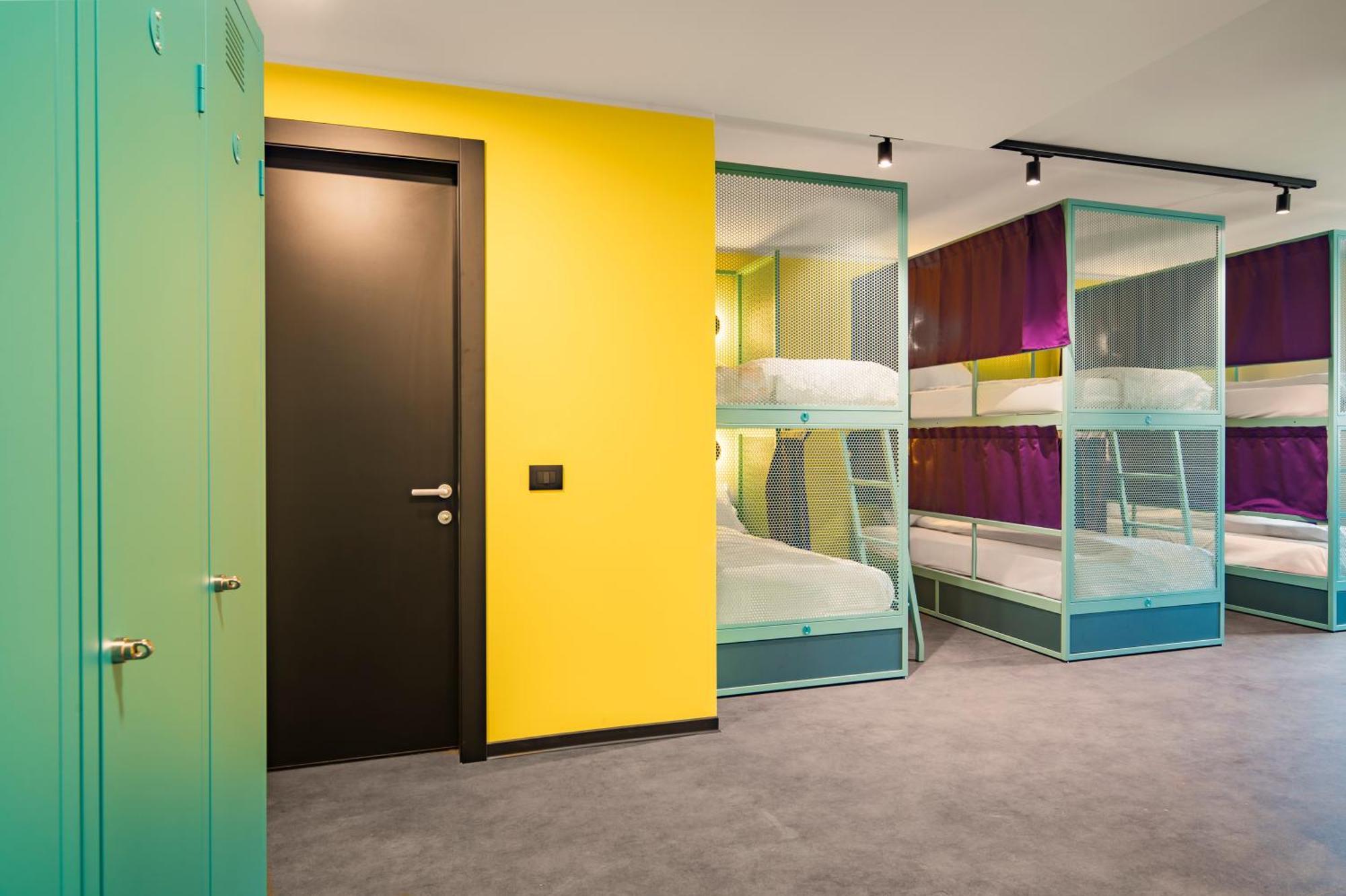 6-Bed Mixed Dormitory Room