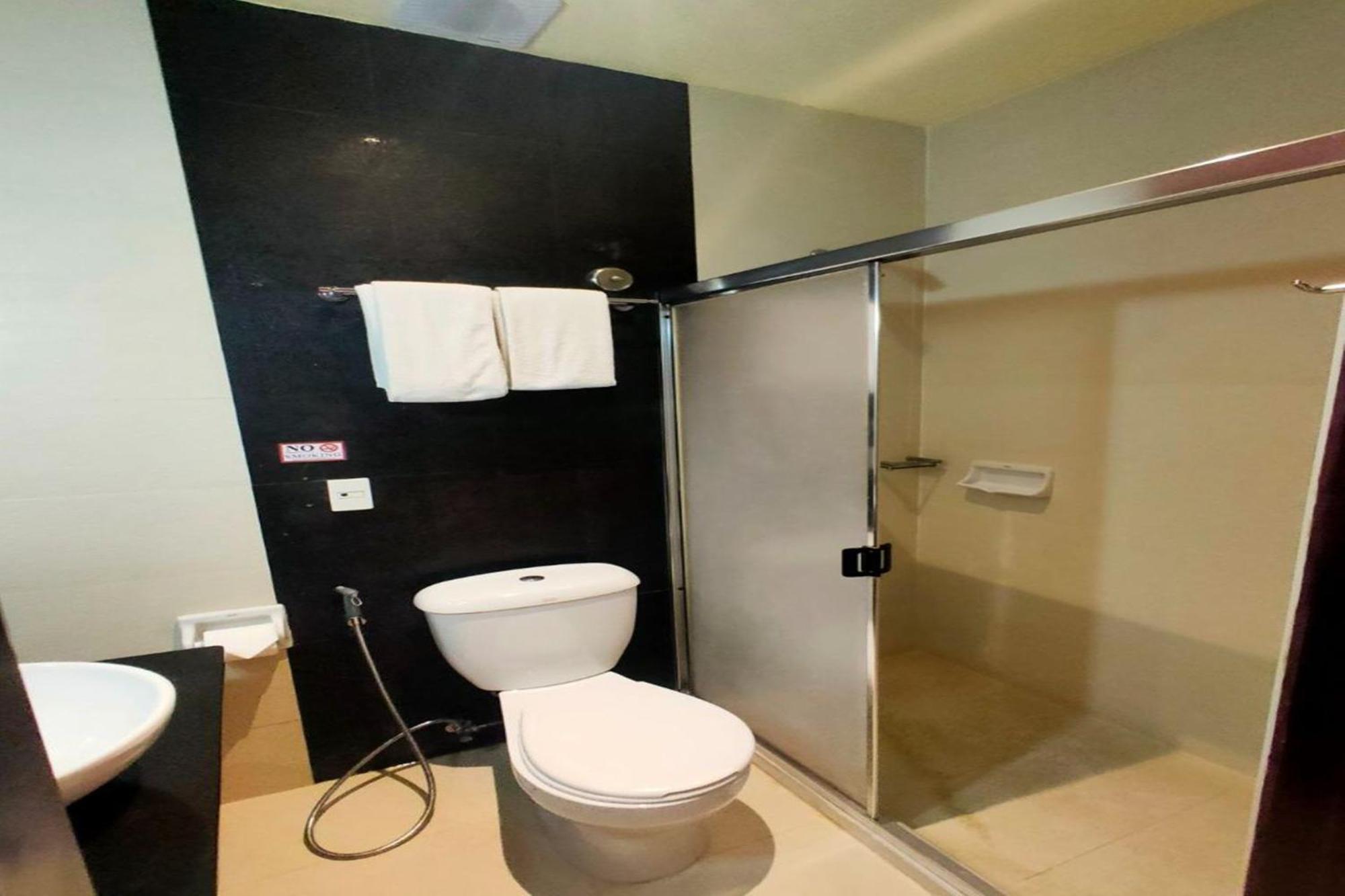 Deluxe Double Room,1618836152:JPEG
