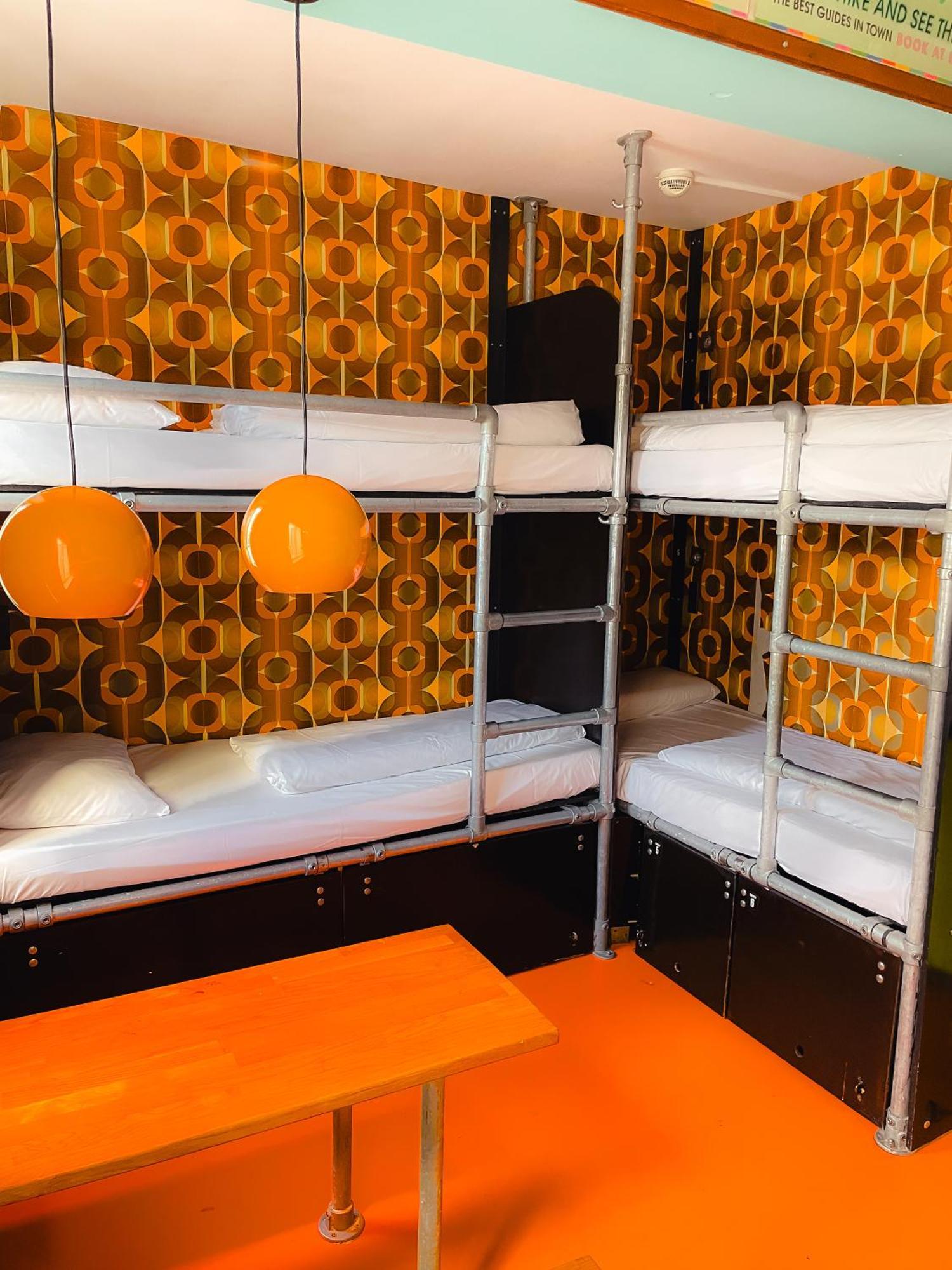 6 Bed Private Room,1619758558:JPEG