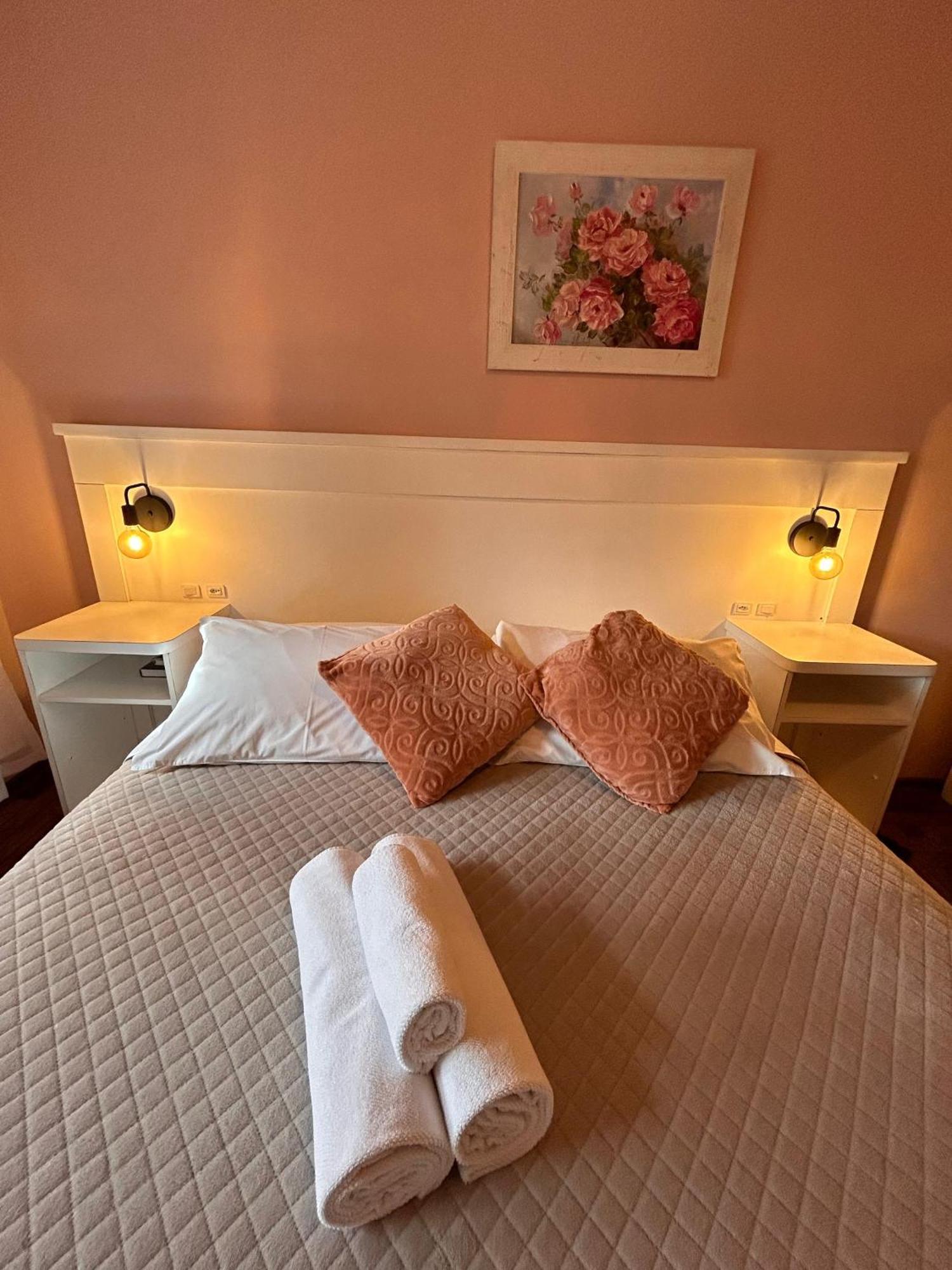 Classic Triple Room,1619768446:JPEG