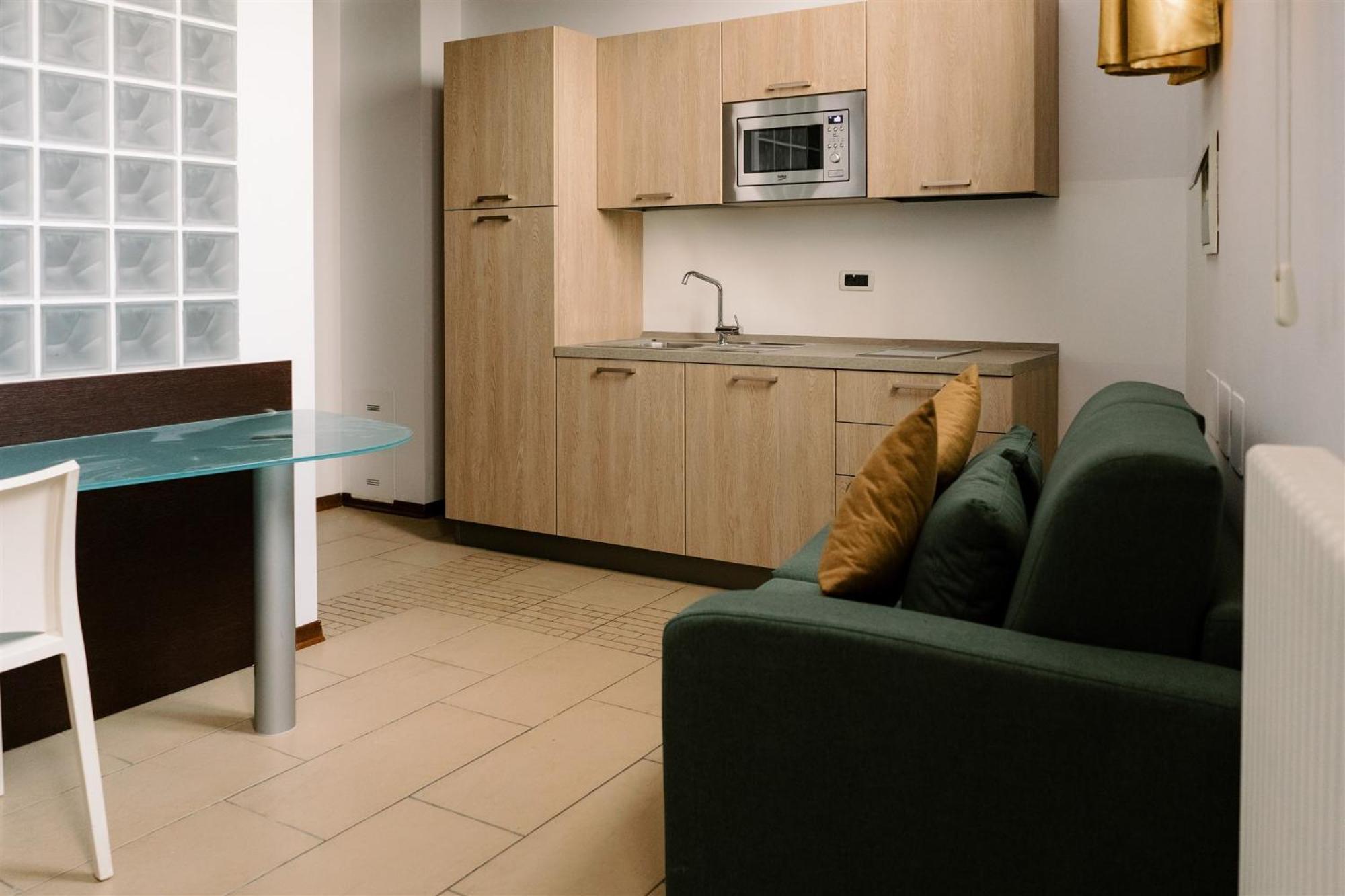 Studio Apartment,1619780155:JPEG