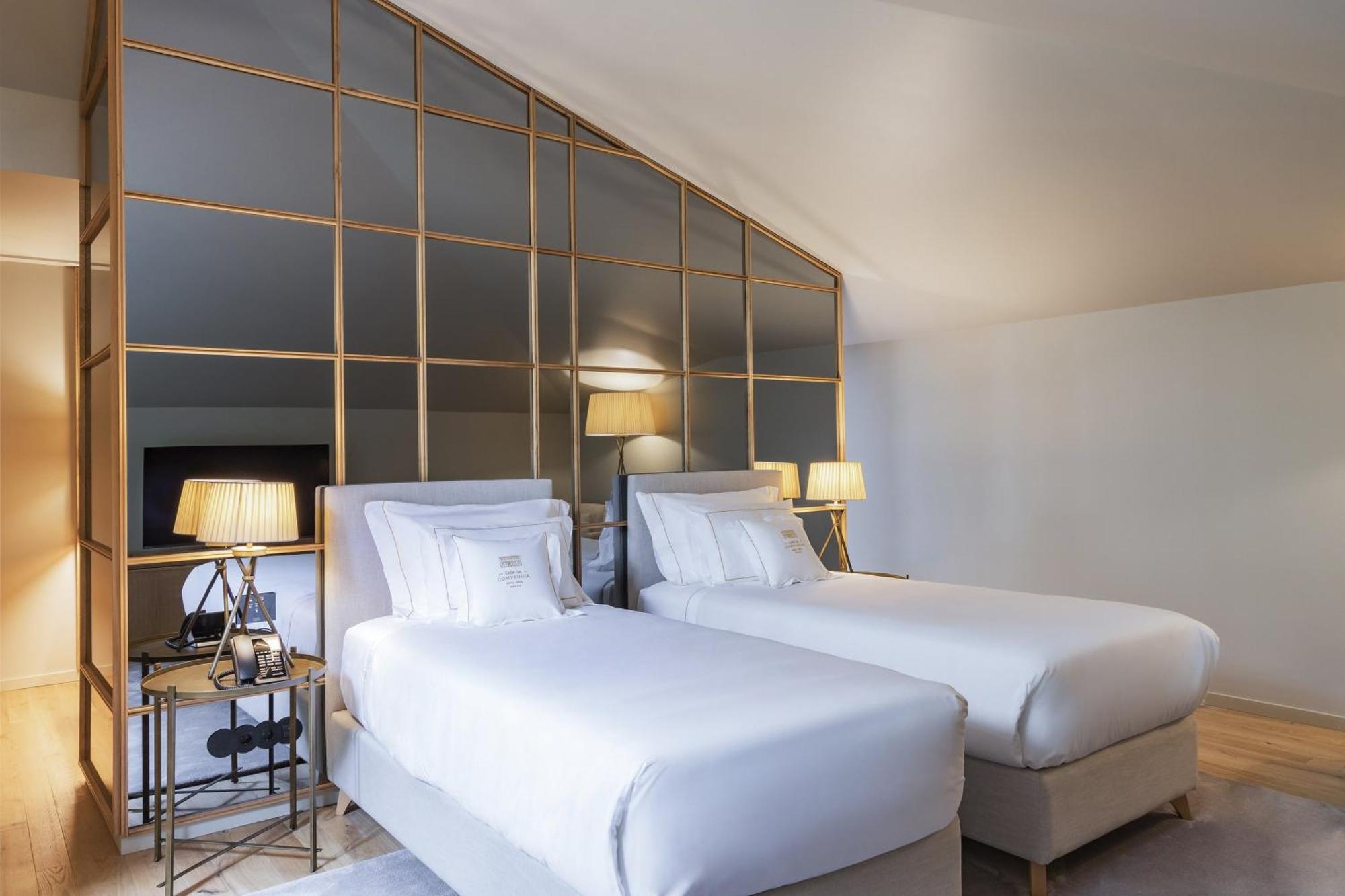 Twin Suite