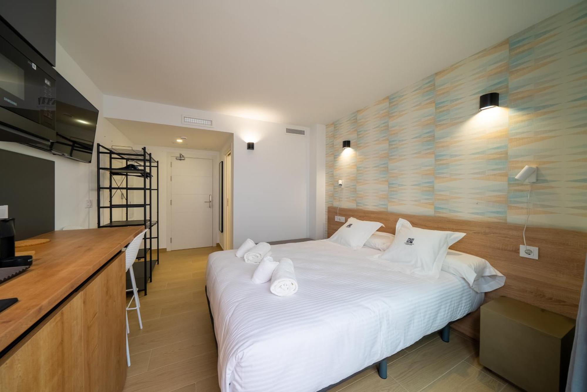 Double Room Terrace,1620133629:JPEG