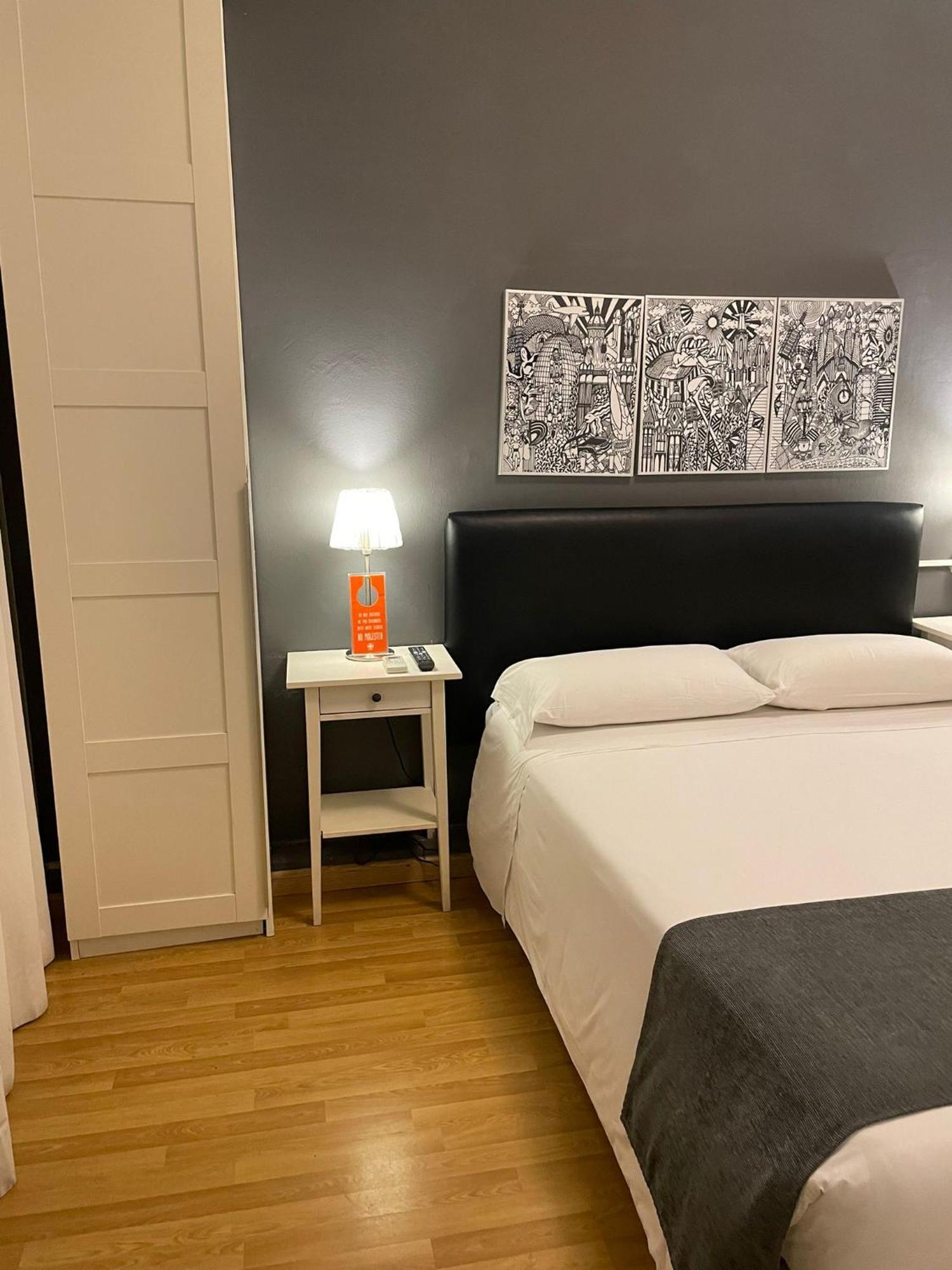 Standard Single Room Shower,1620209926:JPEG