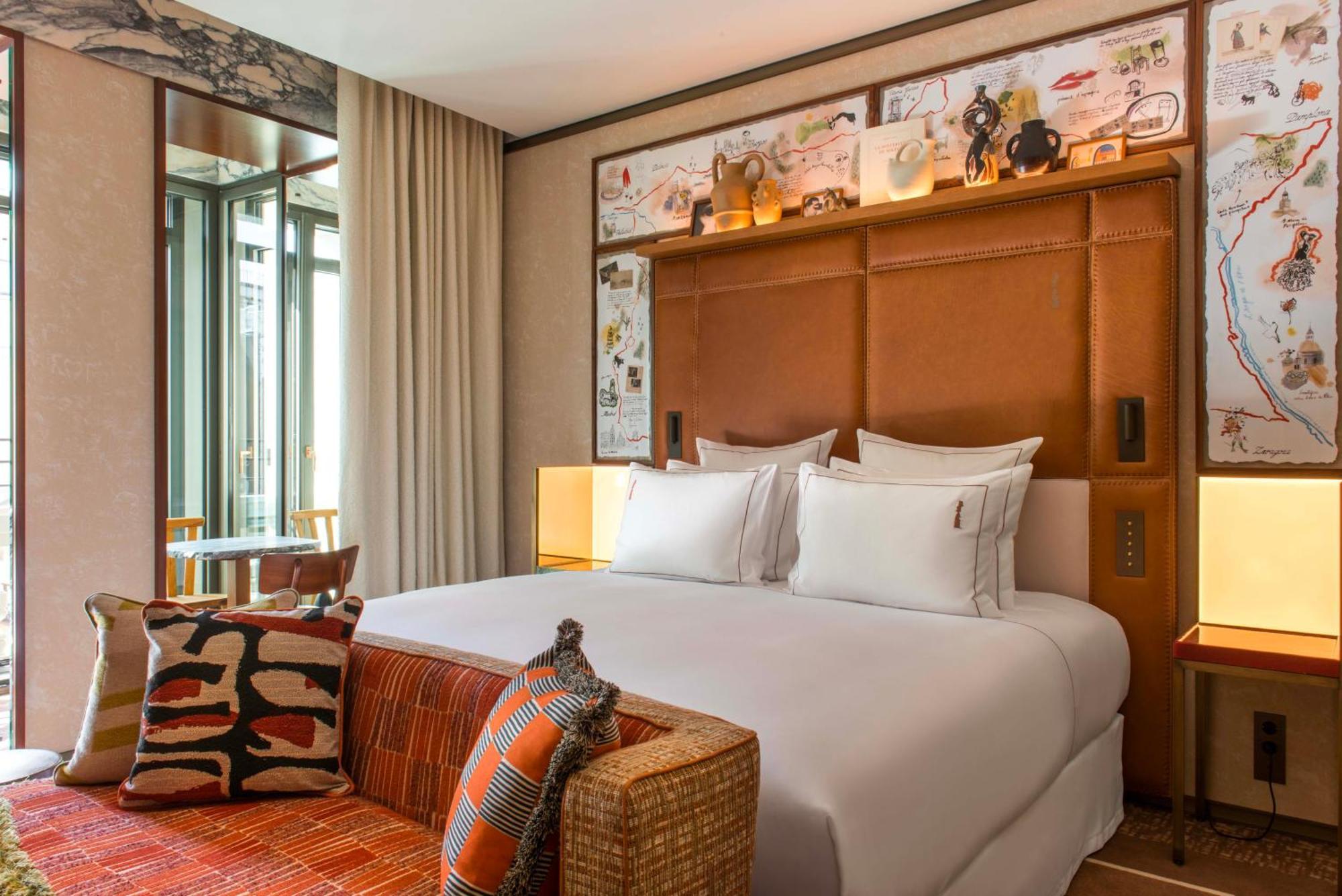 Executive Room,1620318686:JPEG