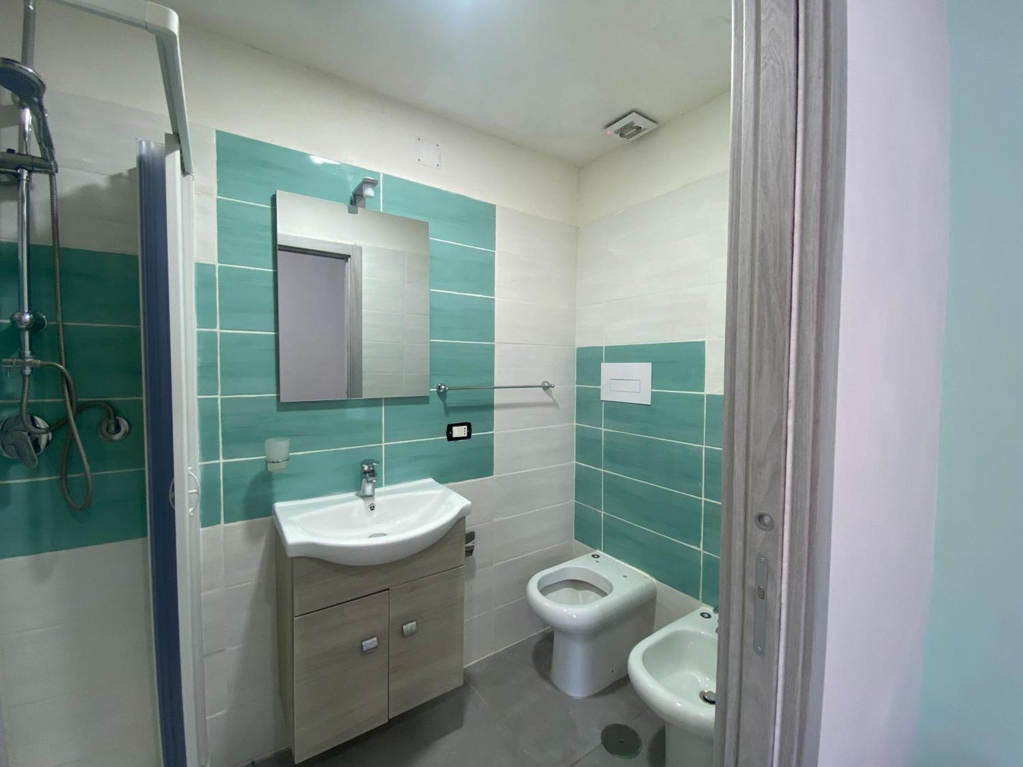 Double Room Private Bathroom,1620322845:JPEG