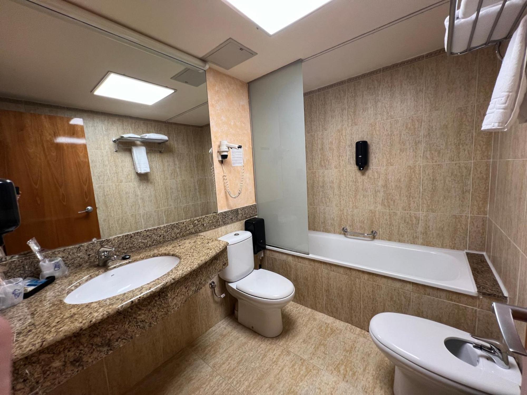 Superior Quadruple Room,1620335660:JPEG