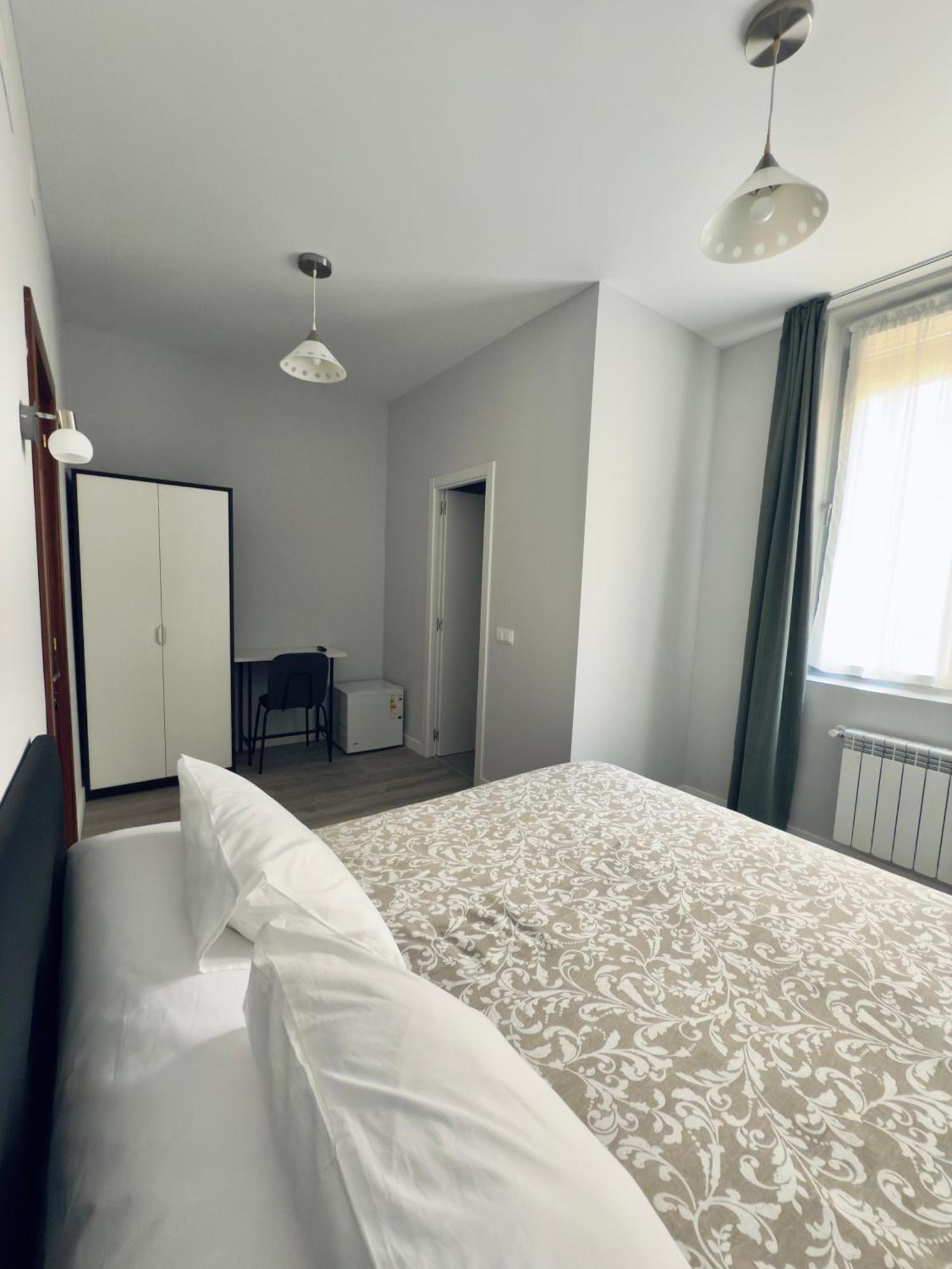 Double Room Private Bathroom