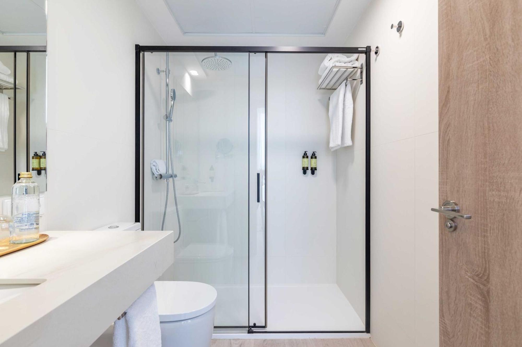 Junior Suite,1622760748:JPEG