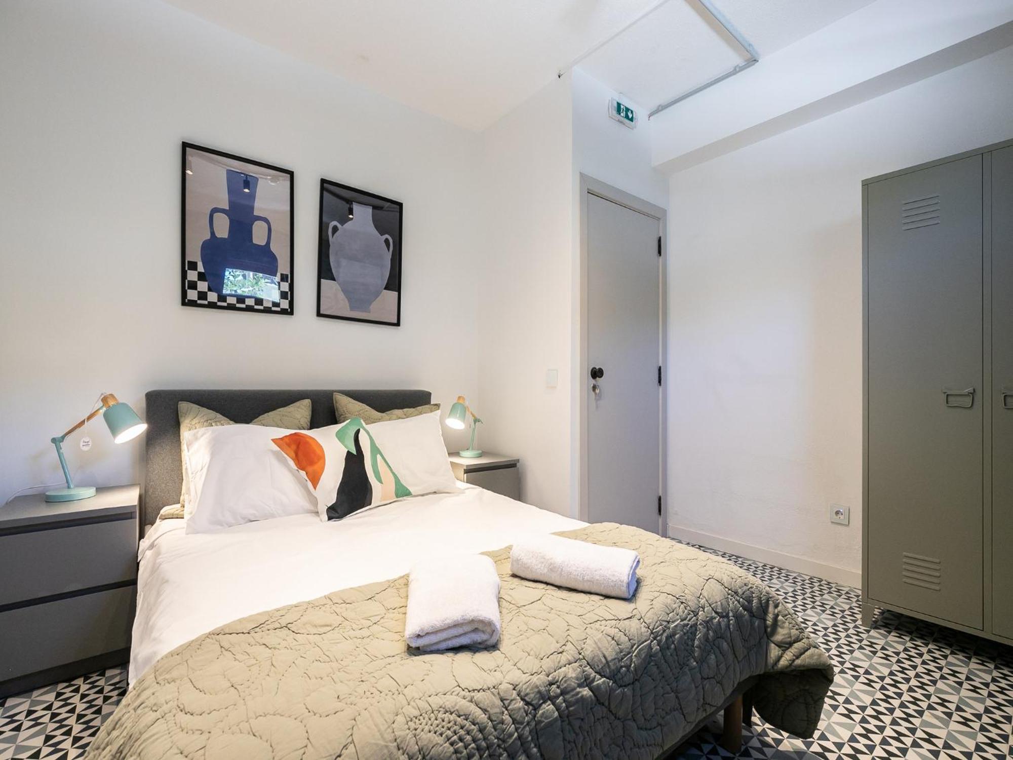 Deluxe Double Room,1622768326:JPEG