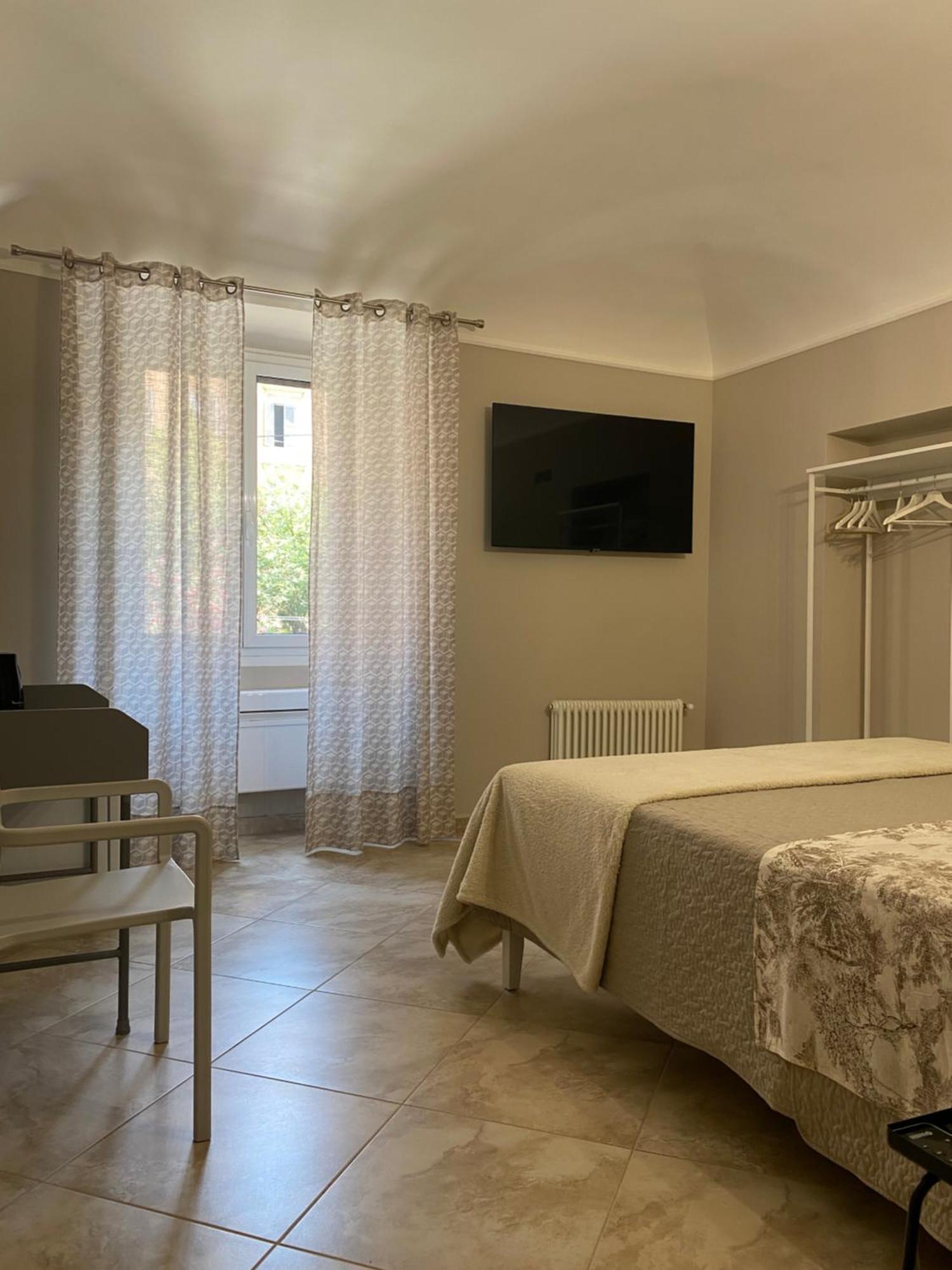 Large Double Room,1623131088:JPEG