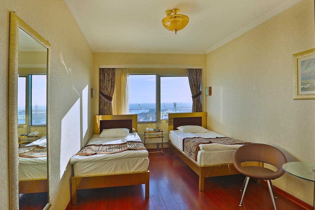 Standard Double or Twin Room,1275015586:JPEG