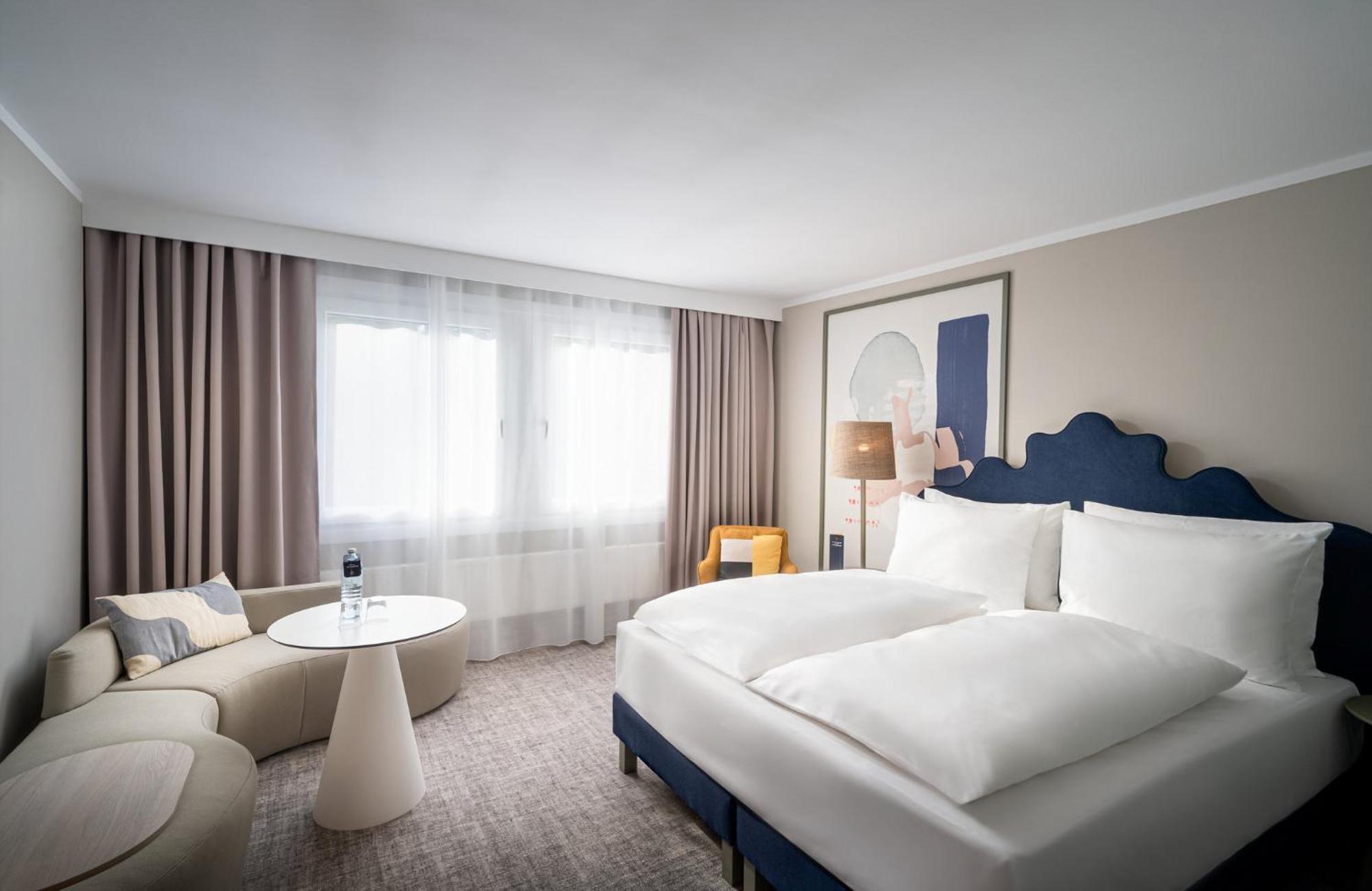 One-Bedroom Suite,1623644219:JPEG