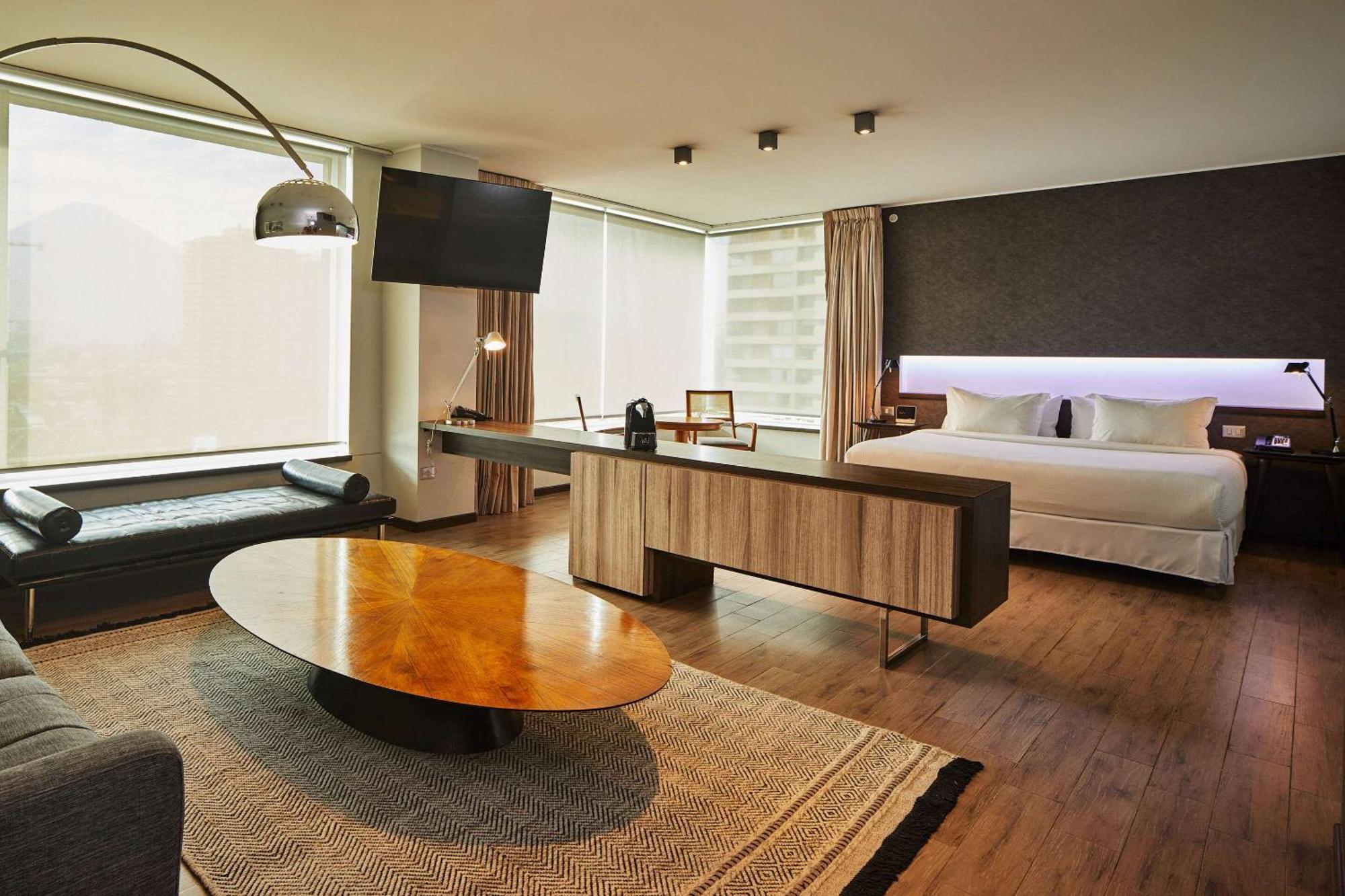 King Studio Suite Non-Smoking