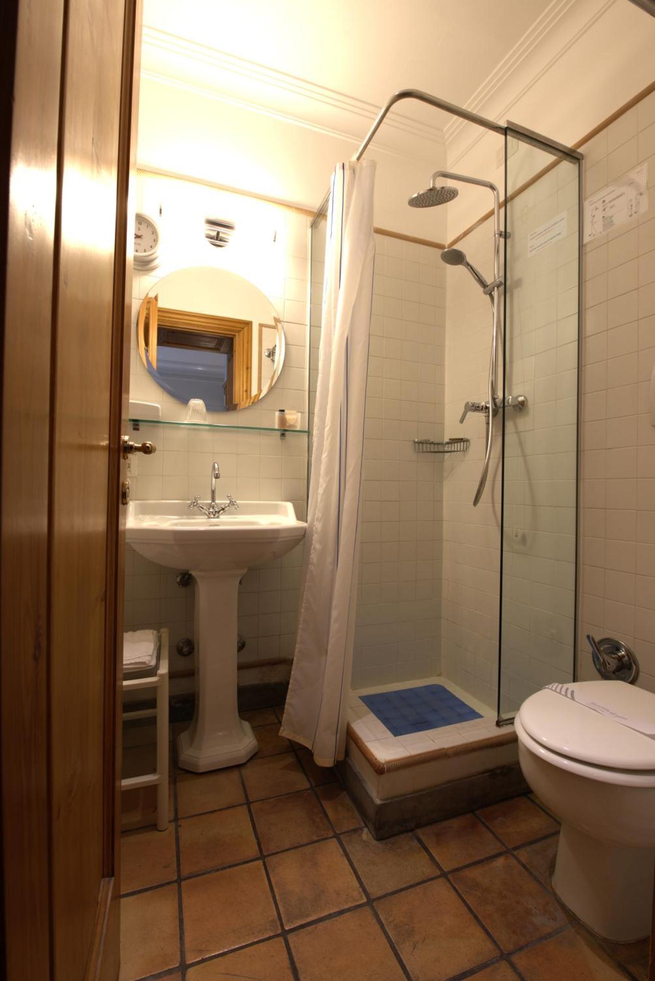 Small Double or Twin Room Street View,1624745664:JPEG