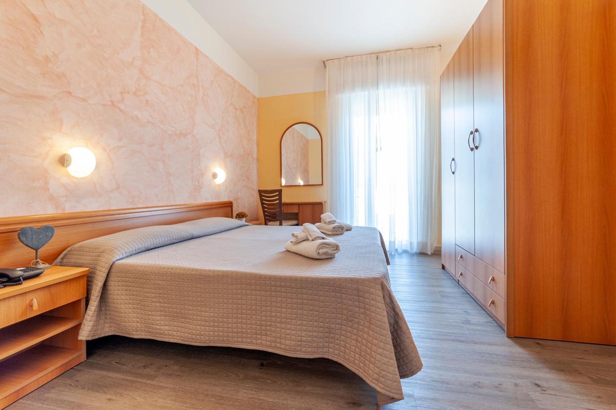 Double or Twin Room,1624758664:JPEG