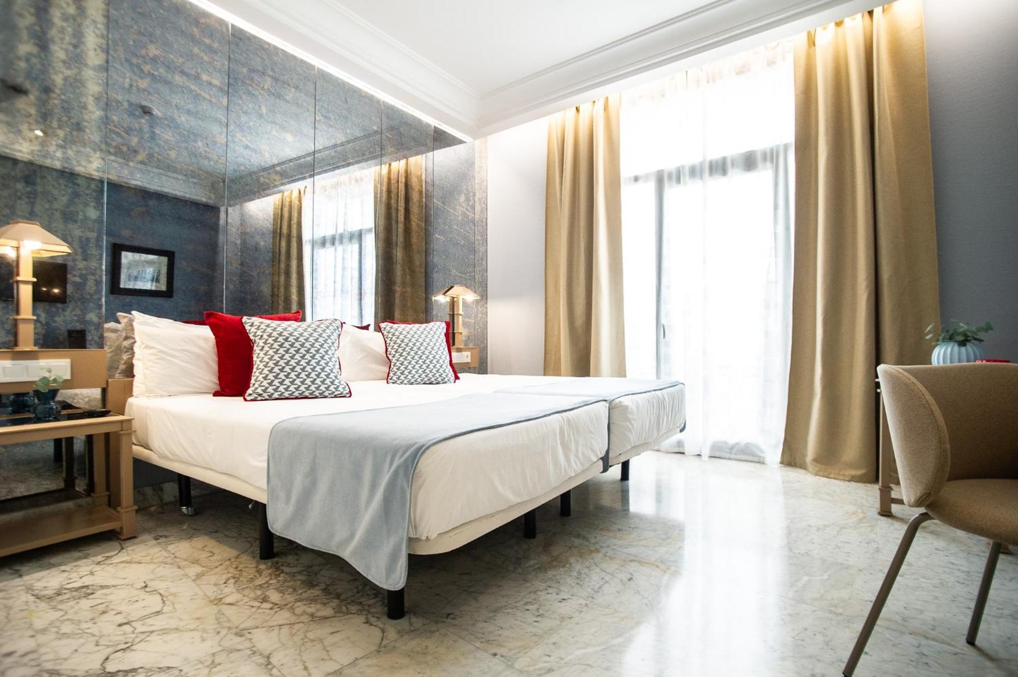 Standard Double Room,1625479095:JPEG