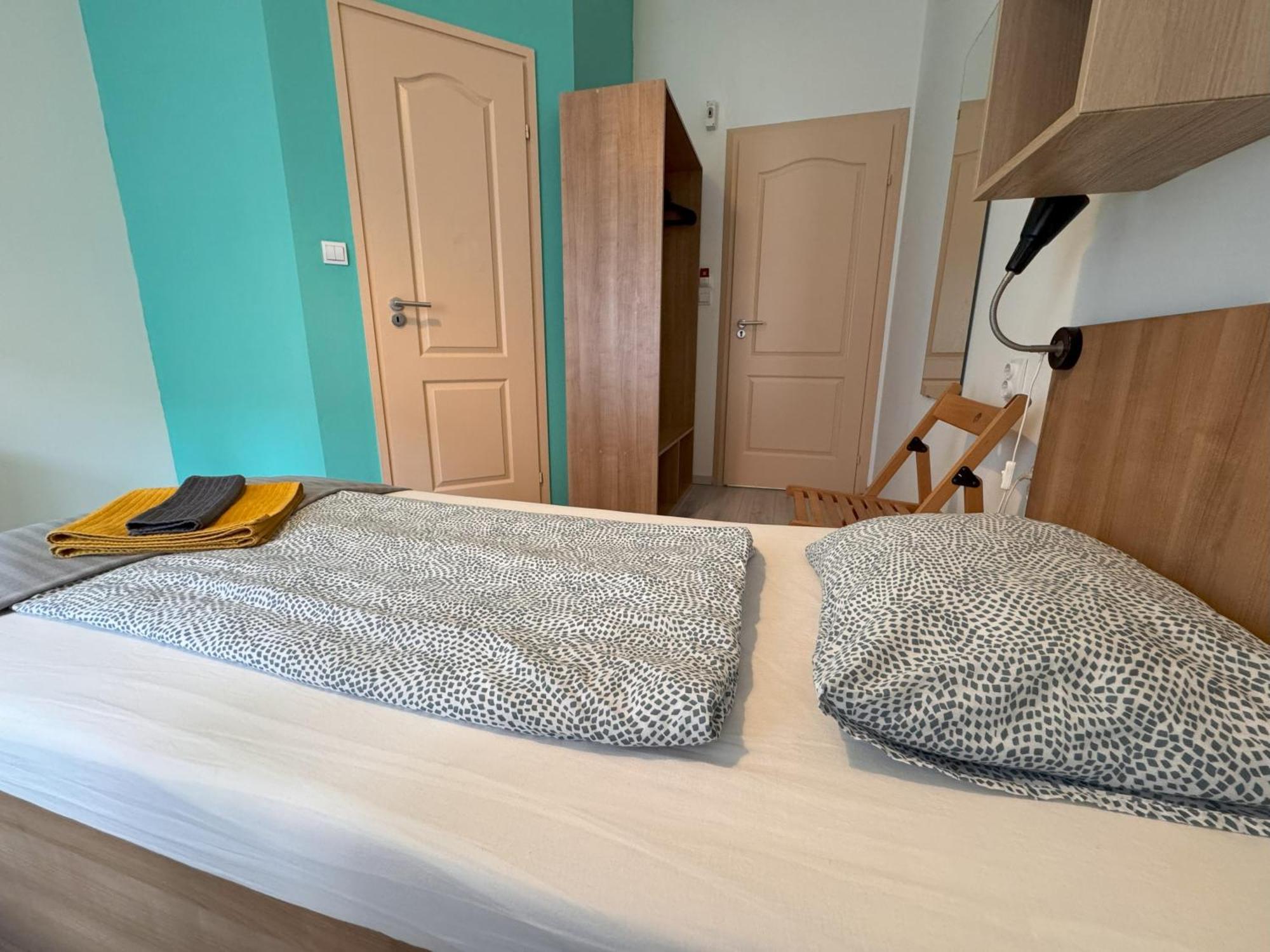 Double or Twin Room,1625540173:JPEG