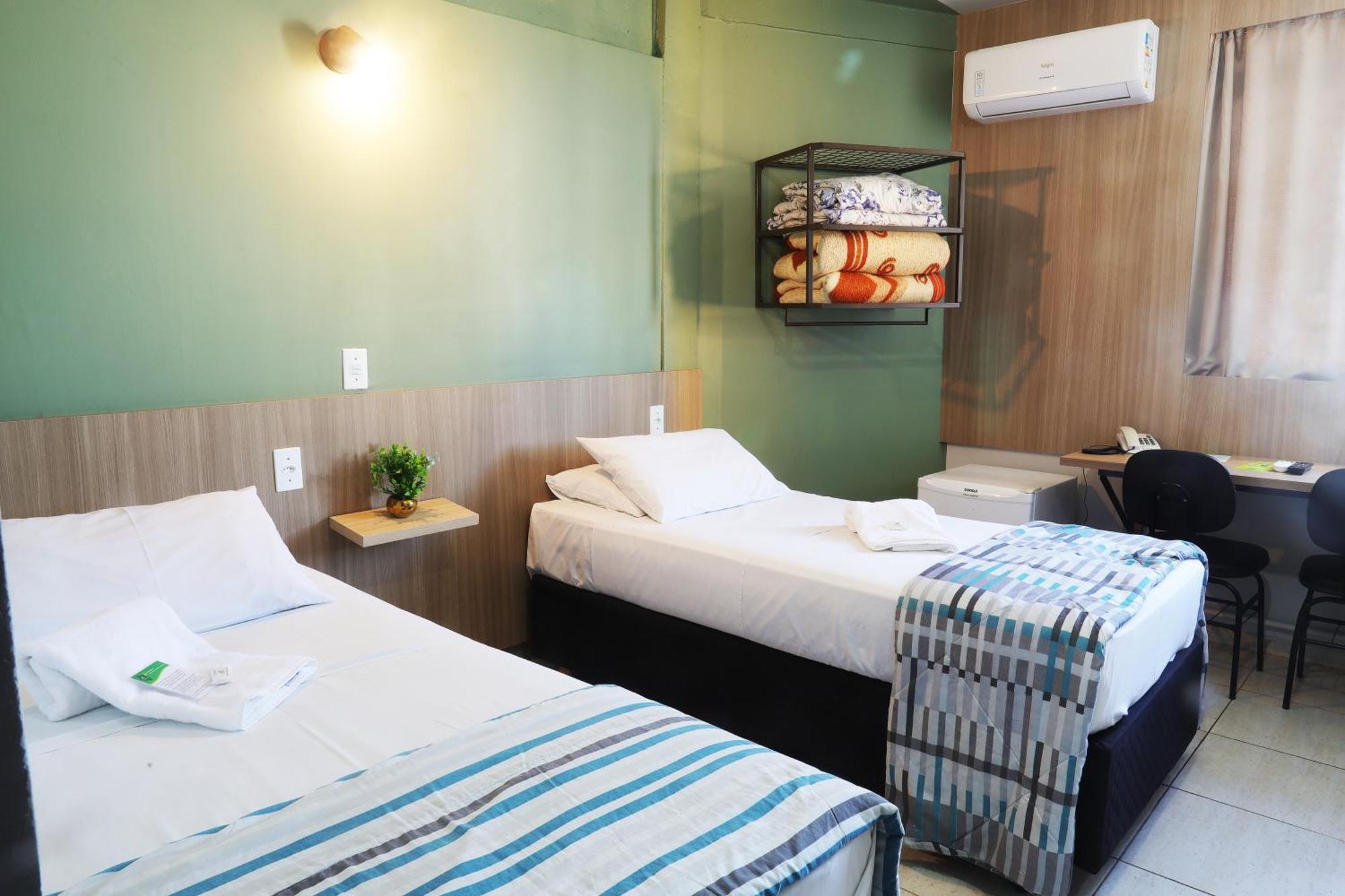 Quarto Deluxe com 2 Camas de Solteiro