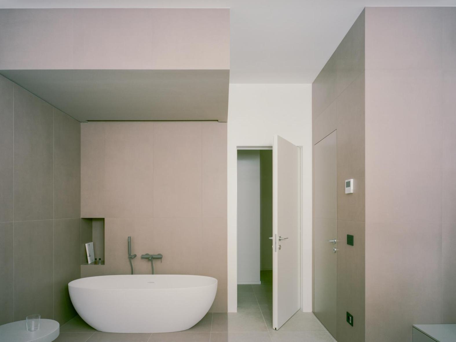 Large Double Room,1627041611:JPEG