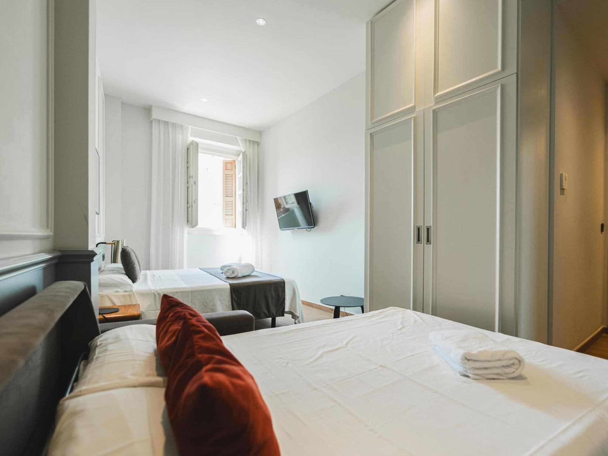 Superior Double or Twin Room,1627223034:JPEG