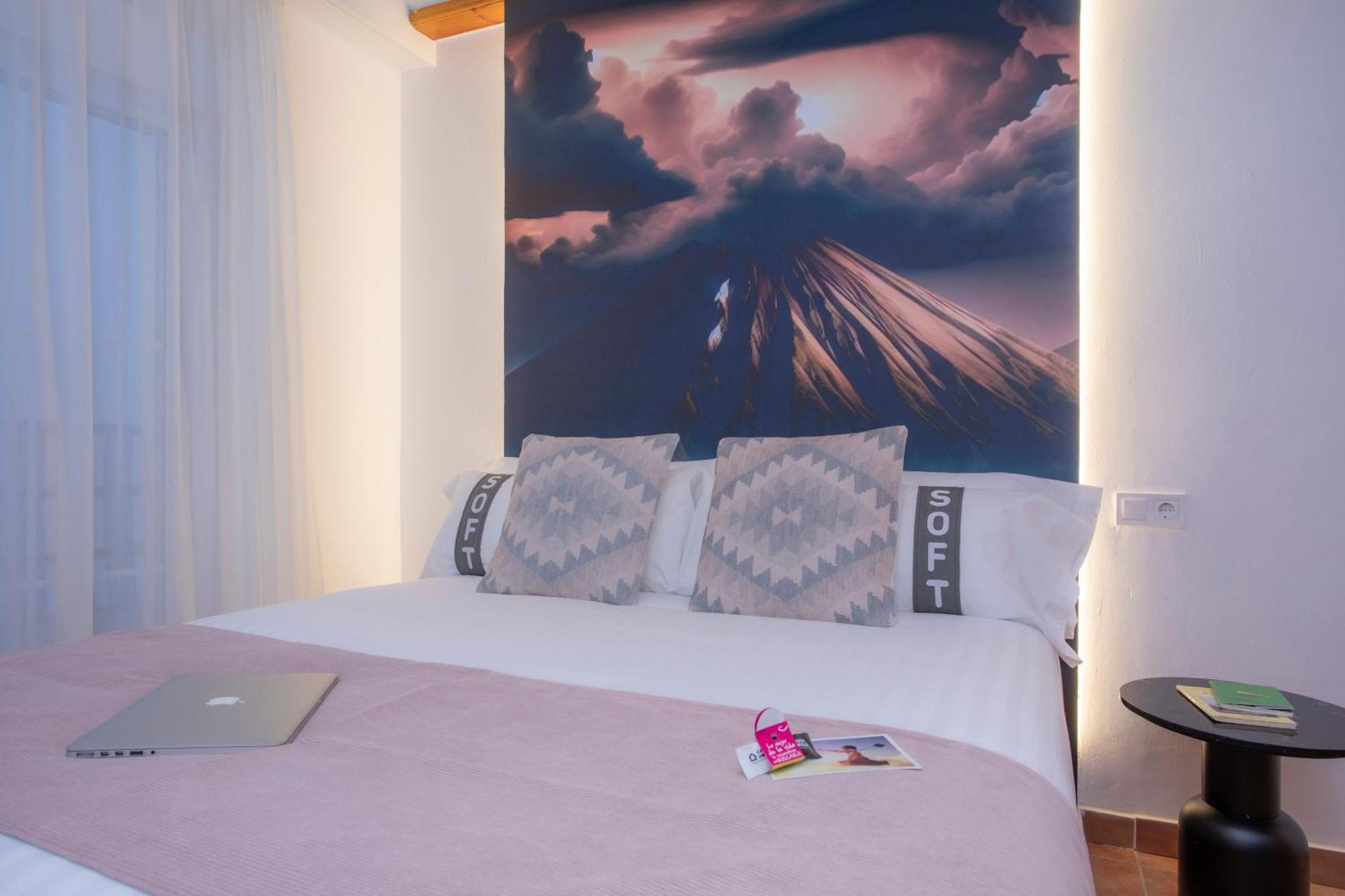 Triple Room,1627430631:JPEG