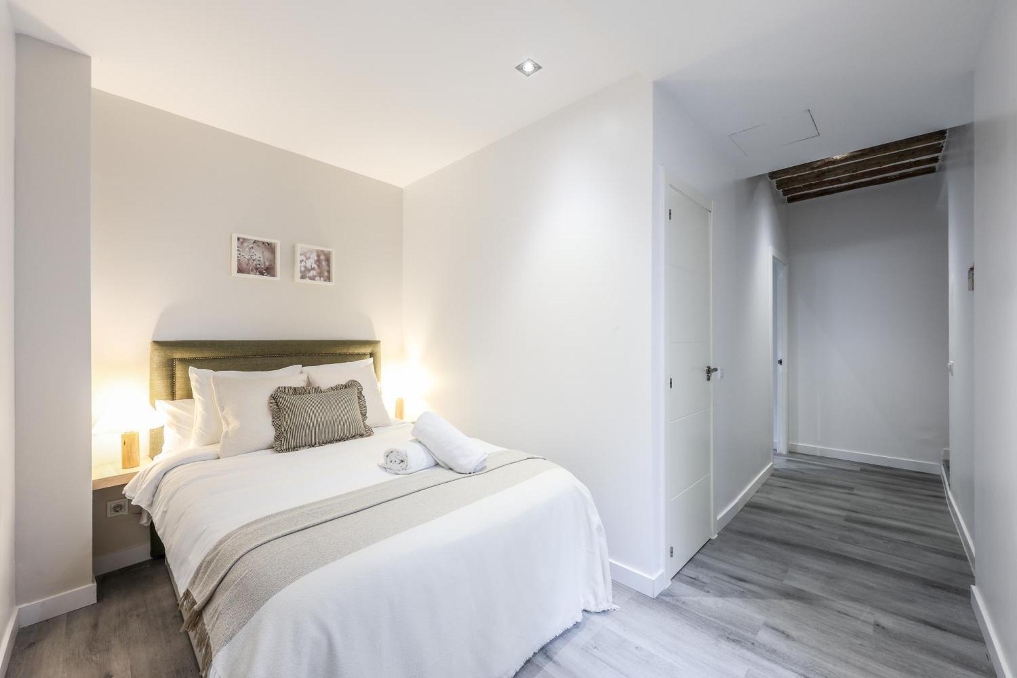 Large Double Room,1627863266:JPEG
