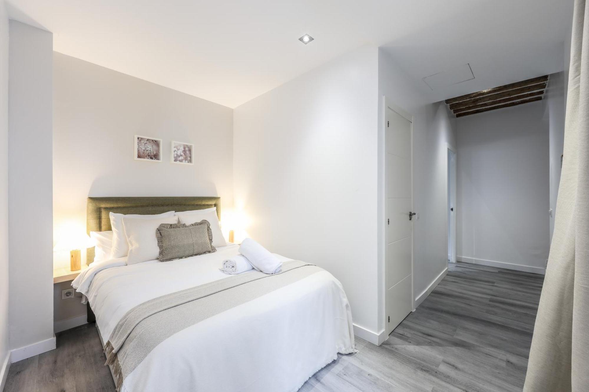 Large Double Room,1627863358:JPEG