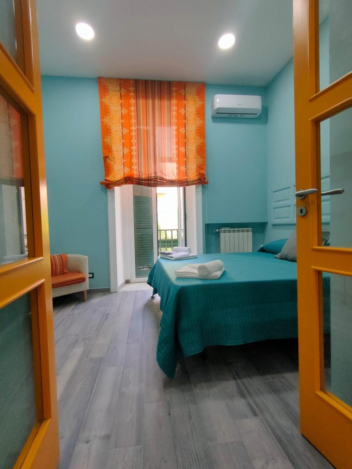 Deluxe Room,1627885764:JPEG