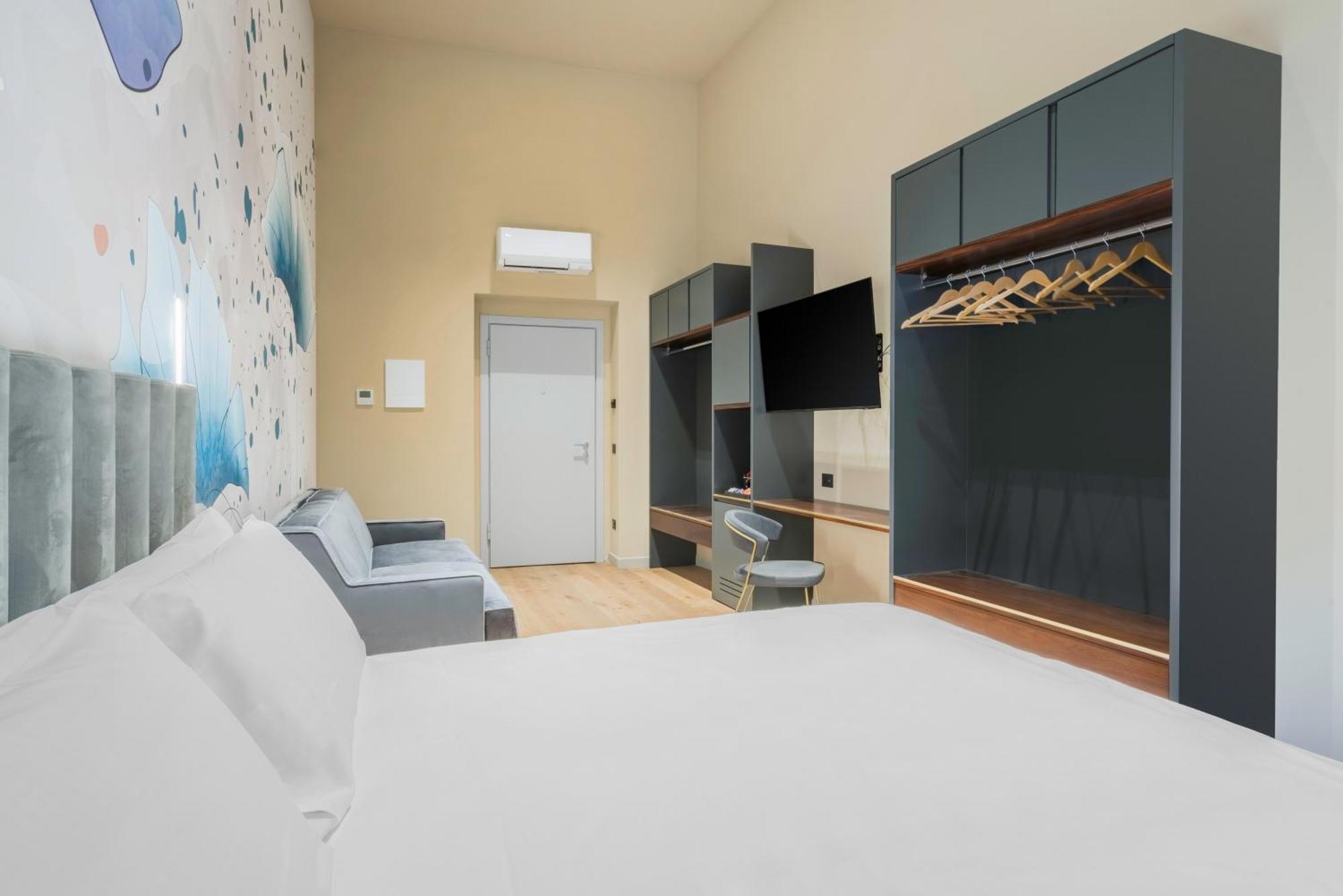 Quadruple Room,1628593656:JPEG