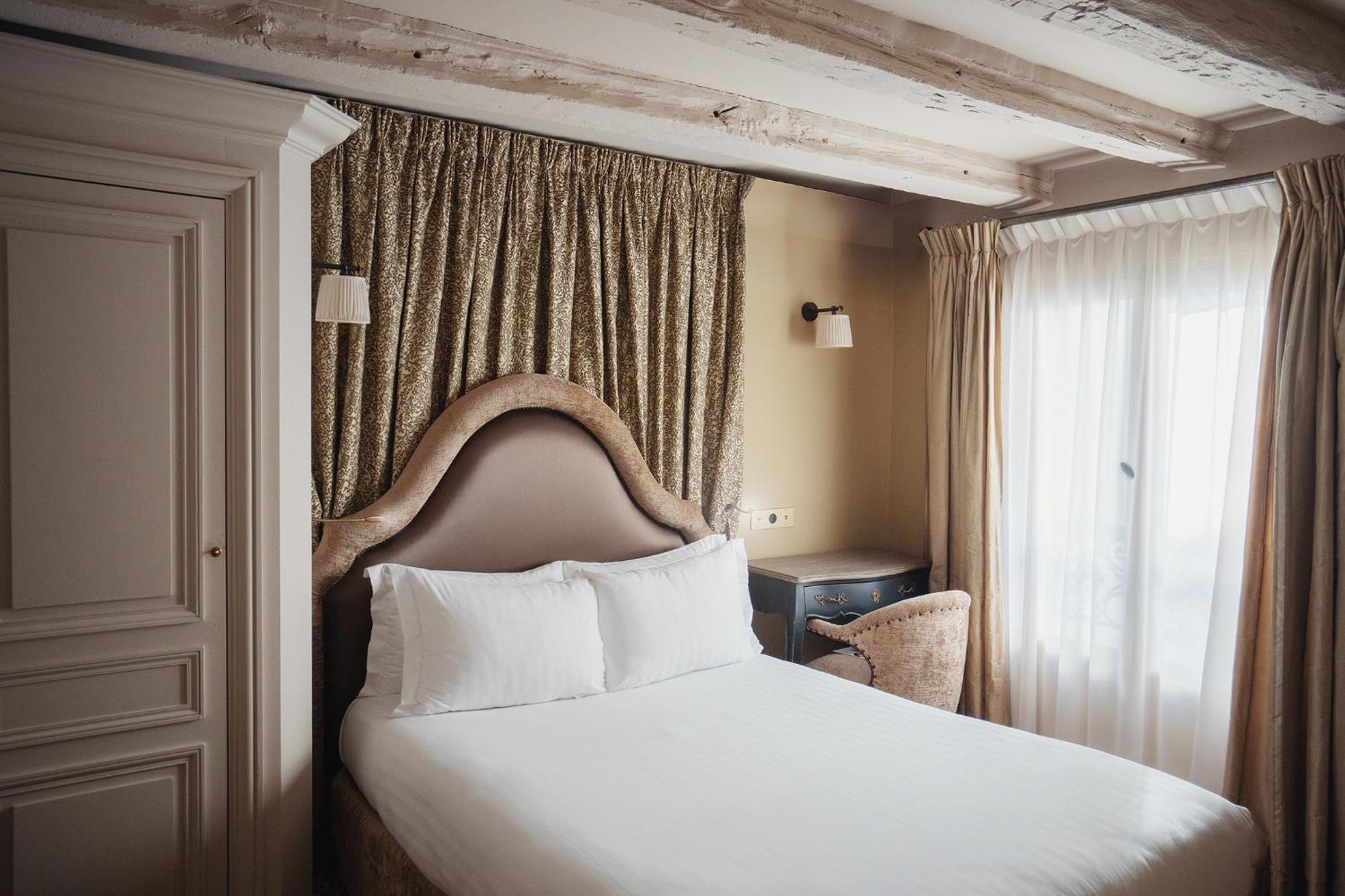 Classic Double Room,1628646279:JPEG