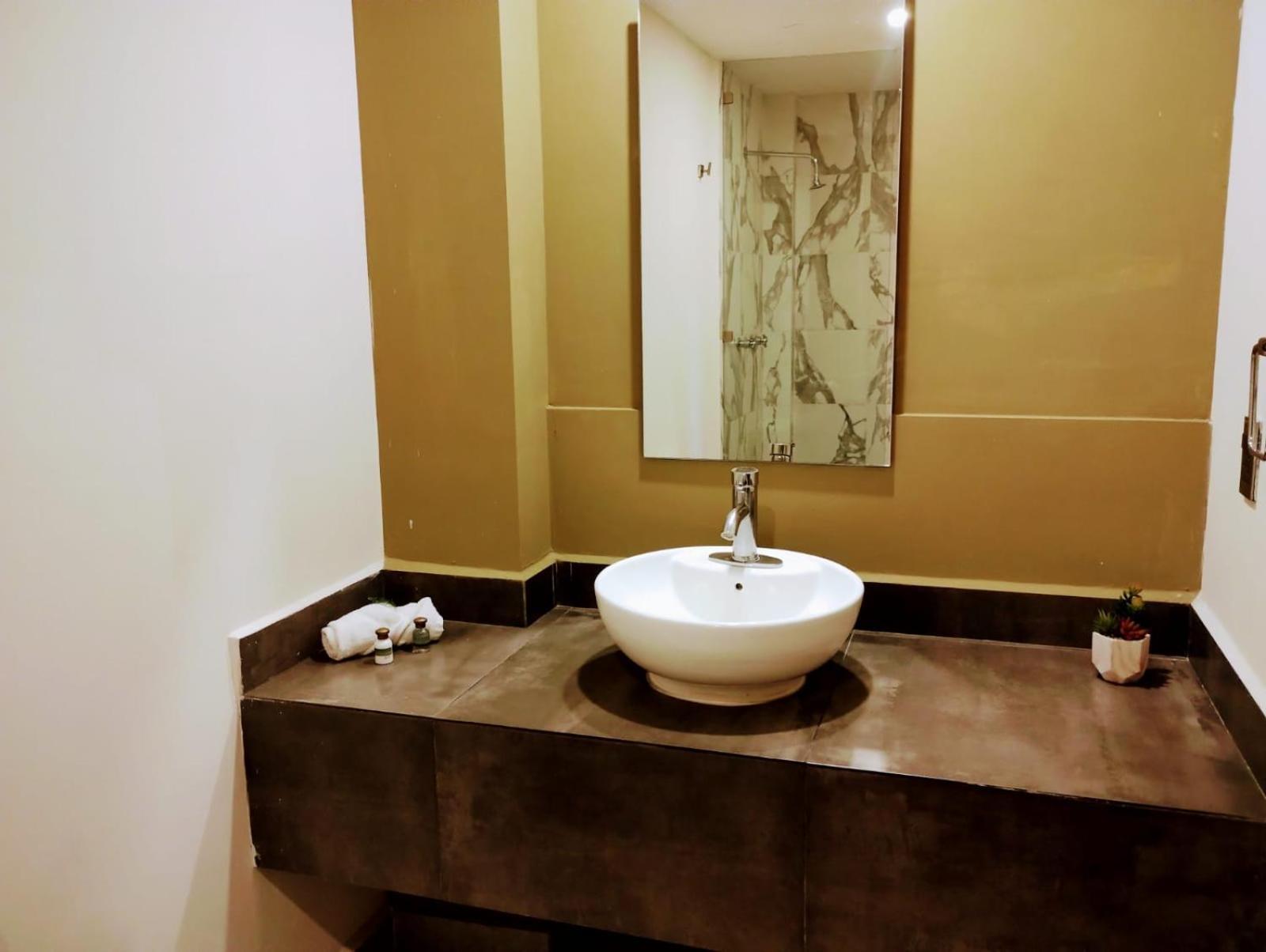 Large Double or Twin Room,1680852962:JPEG
