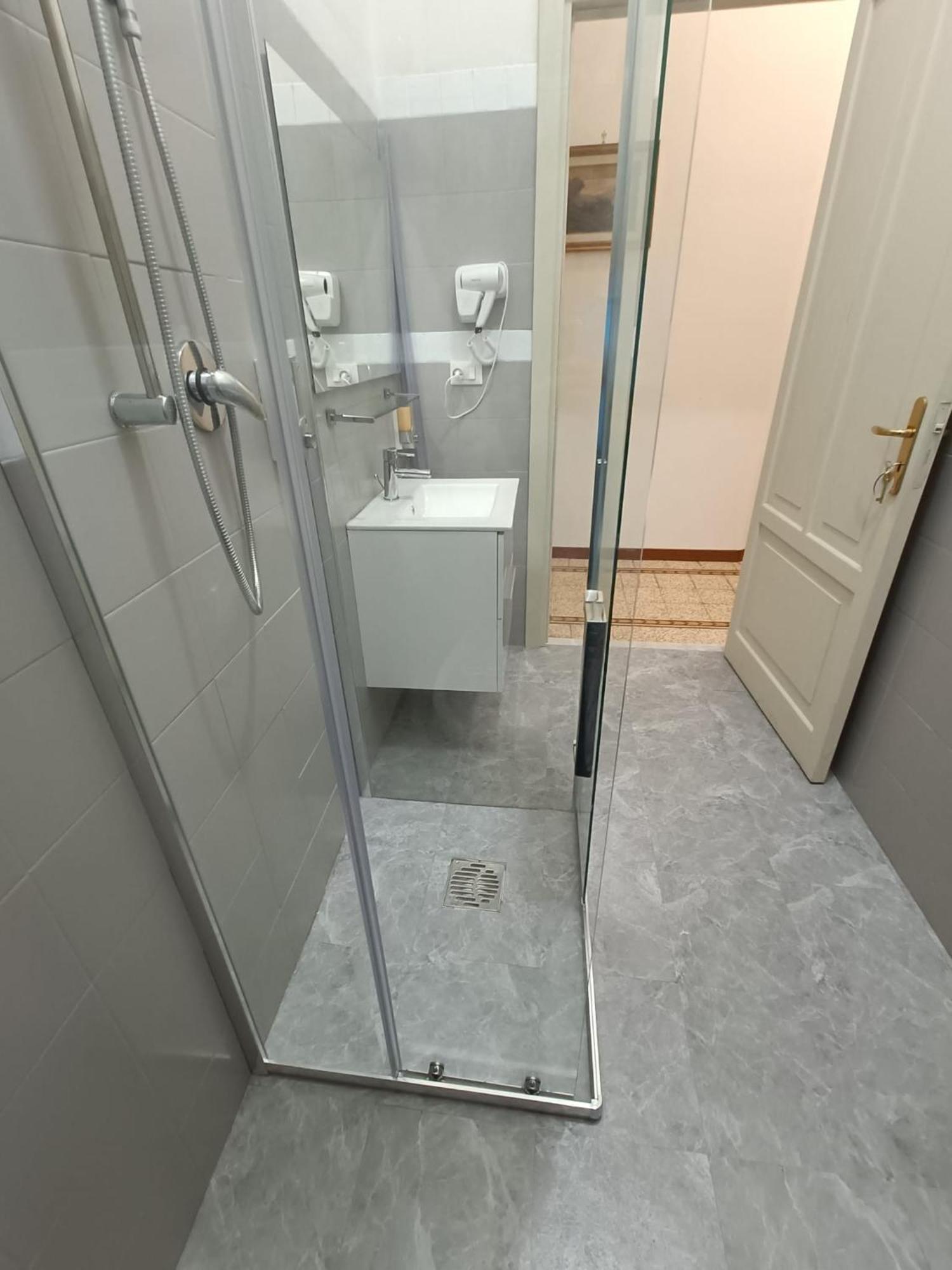 Double Room Private External Bathroom