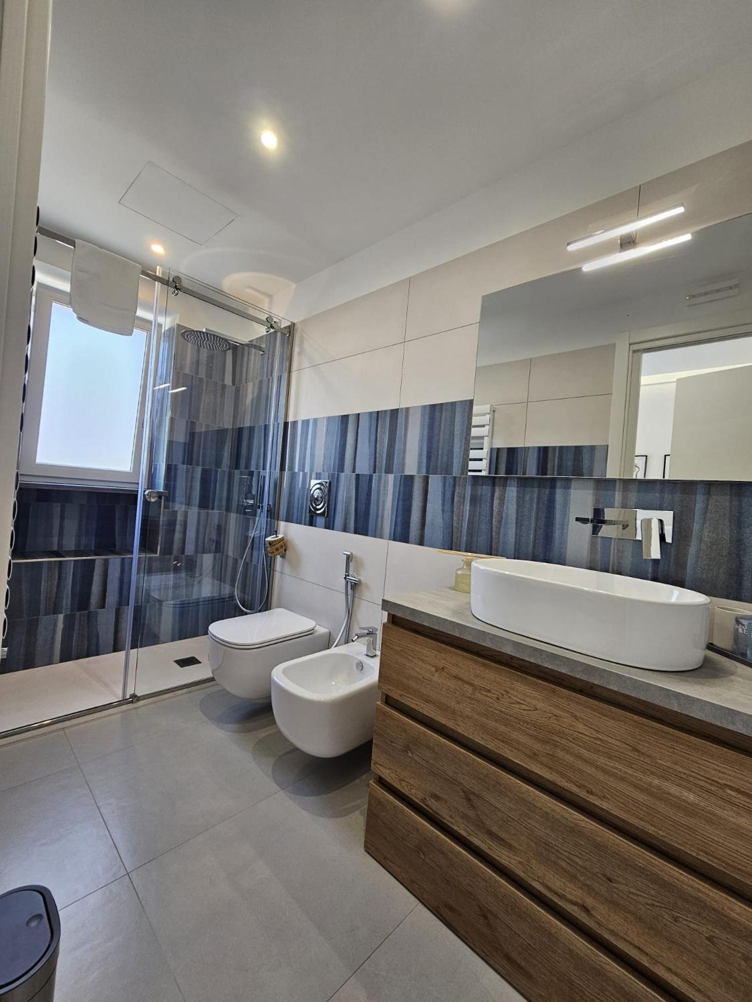 Double Room Private Bathroom,1629823608:JPEG