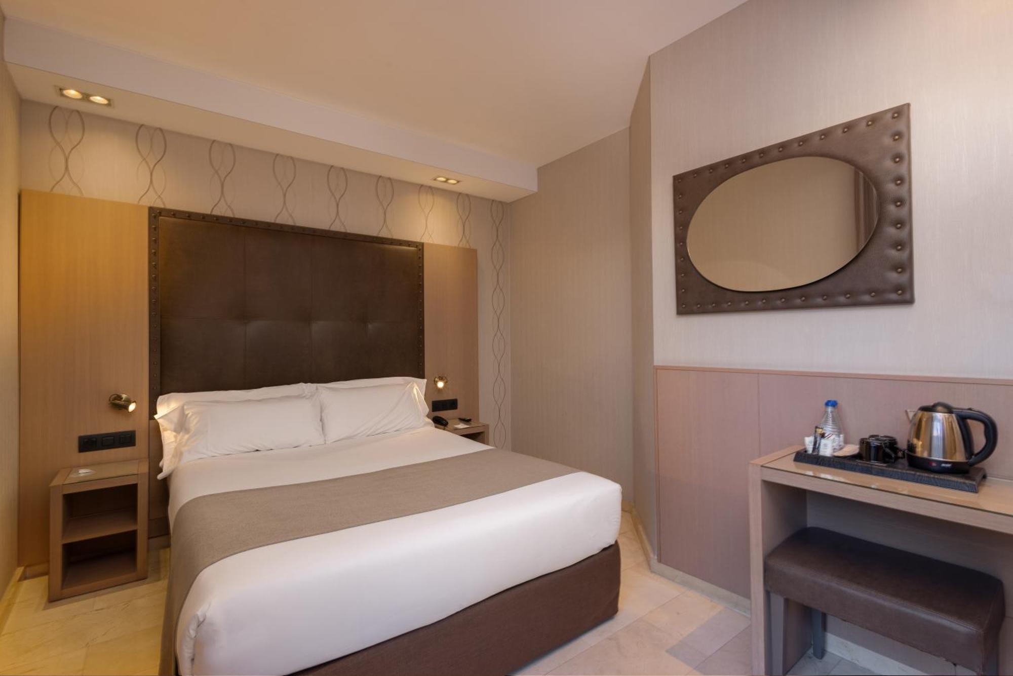 Double or Twin Room with Terrace,1629887798:JPEG