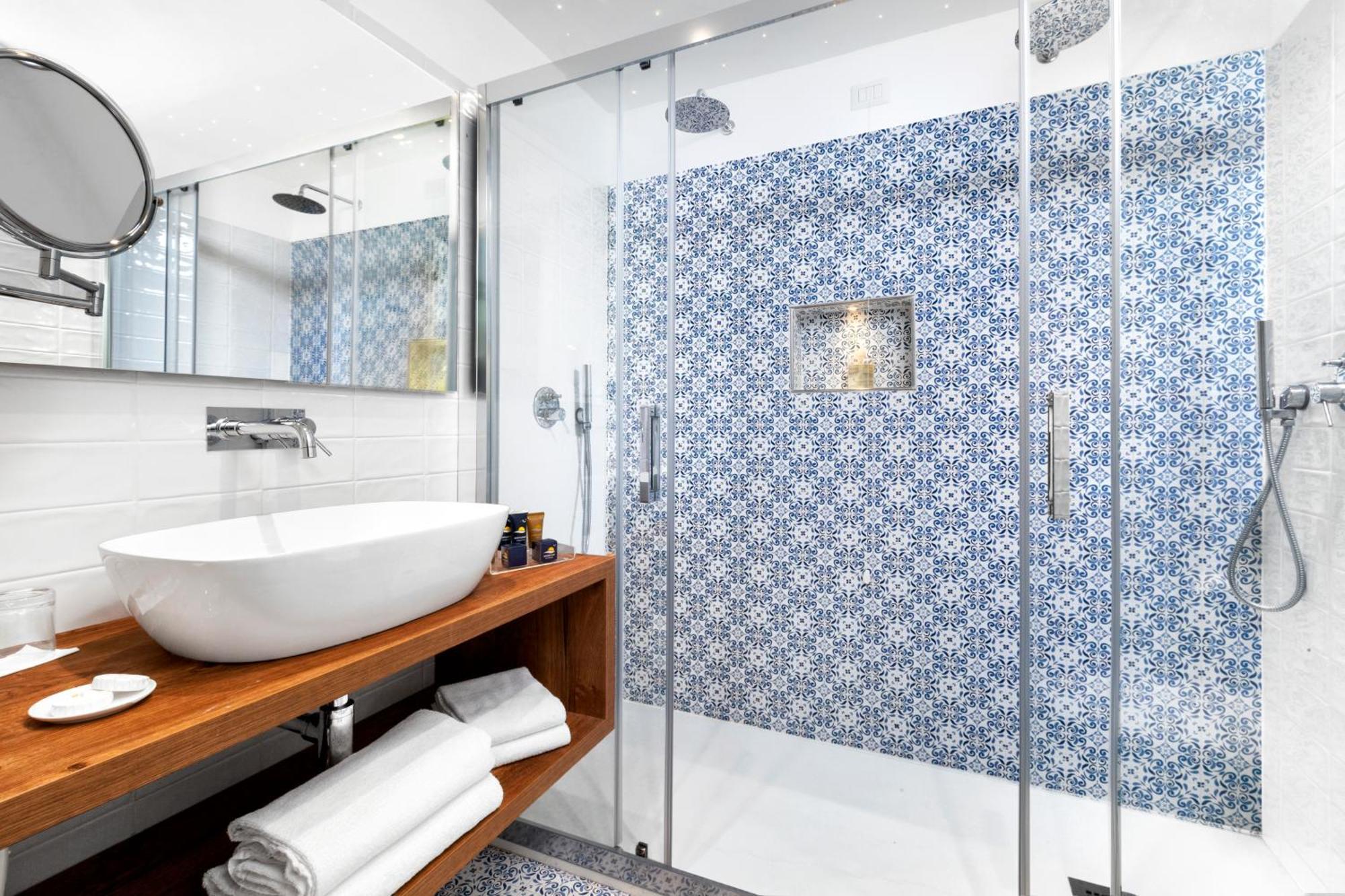 Double Room Balcony Annex