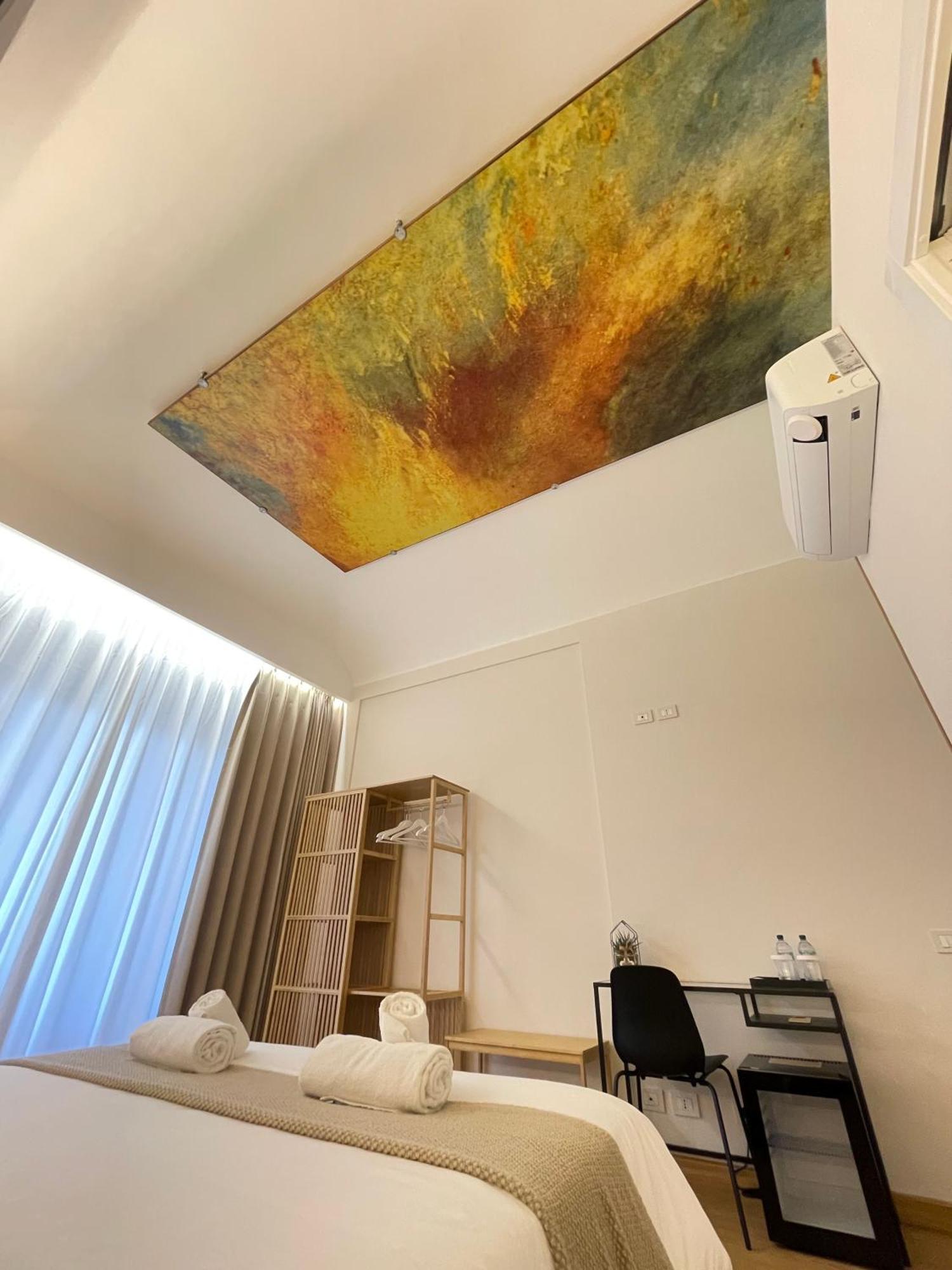 Double or Twin Room Private Bathroom