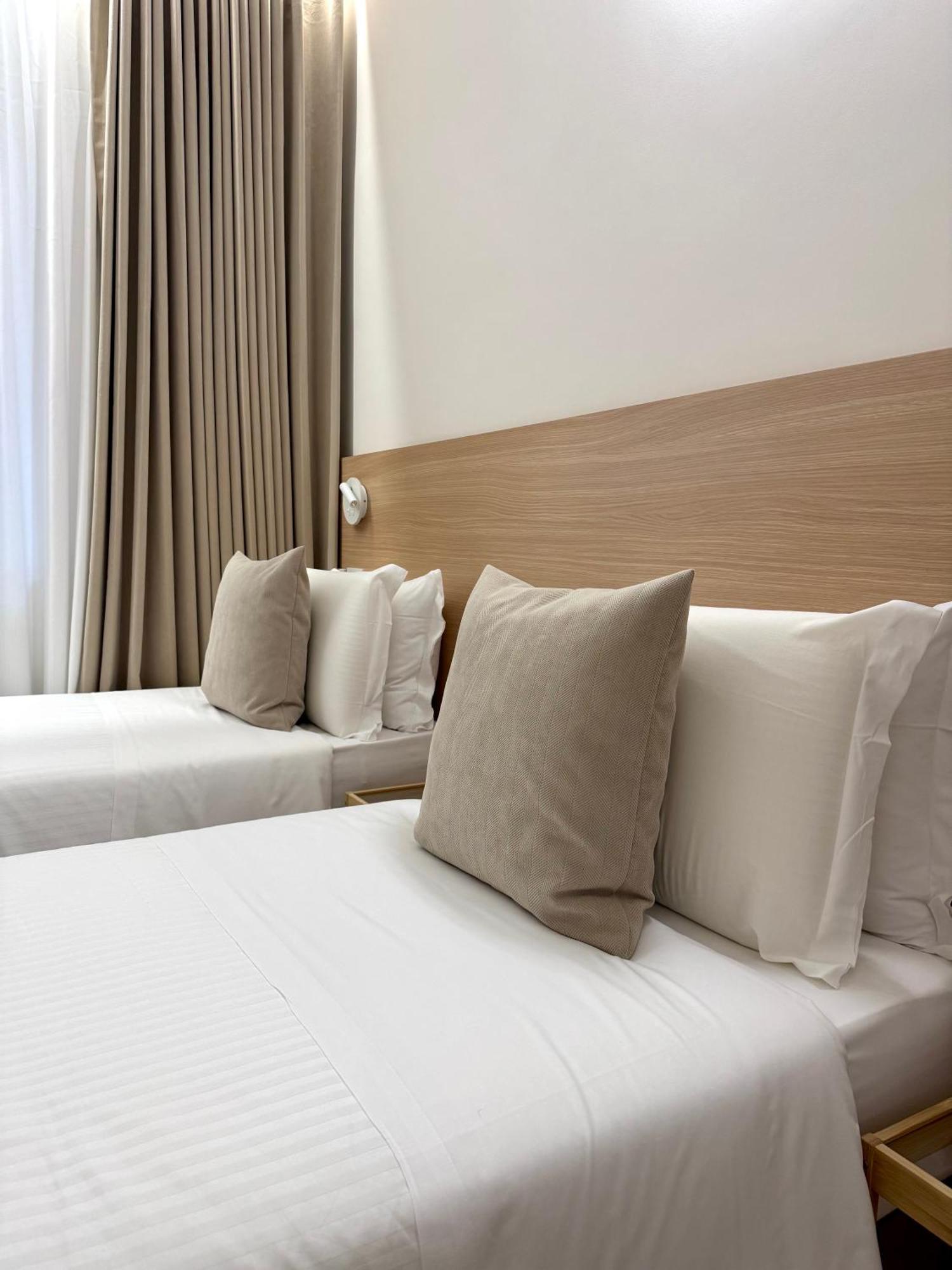 Double or Twin Room Private Bathroom