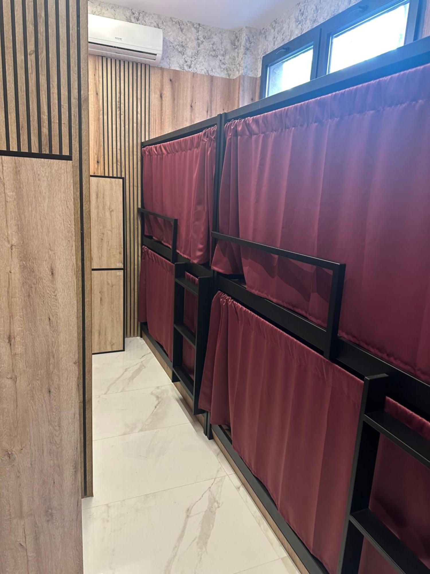 Bed in 8-Bed Mixed Dormitory Room,1744452062:JPEG