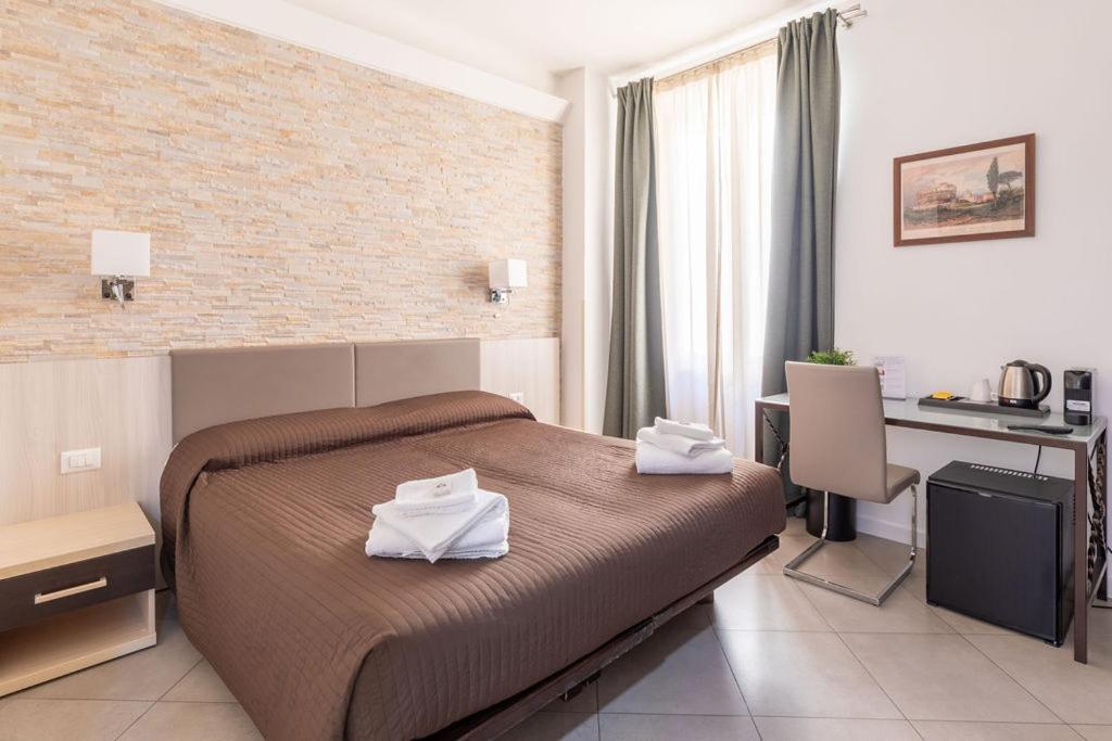 Double Room,1630932789:JPEG